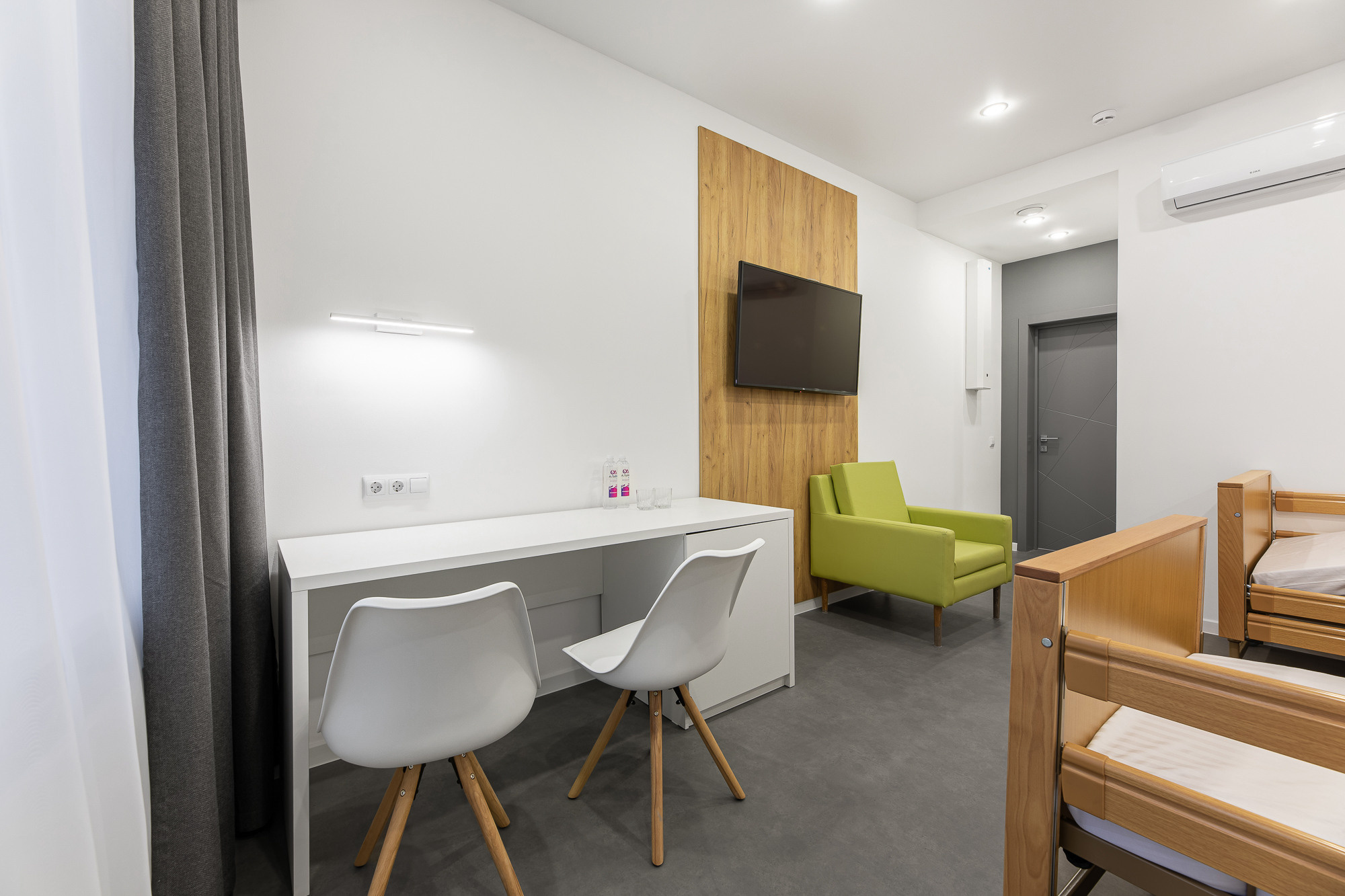 Renatphoto-Интерьерный фотограф Ренат Хисматулин в Краснодарском крае. Профессиональная фотосъёмка интерьеров, предметная фотосессия еды для меню г. Анапа