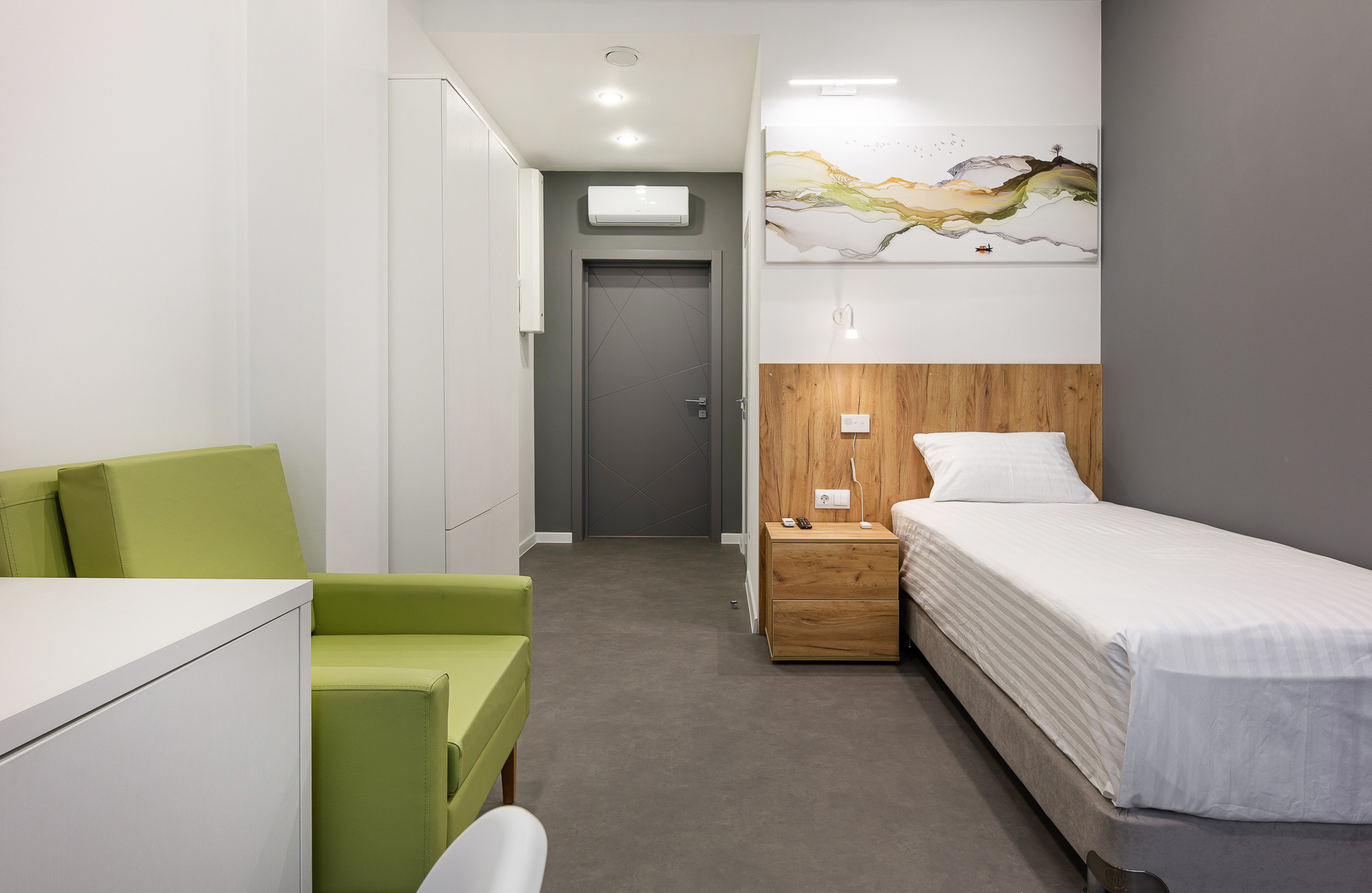 Renatphoto-Интерьерный фотограф Ренат Хисматулин в Краснодарском крае. Профессиональная фотосъёмка интерьеров, предметная фотосессия еды для меню г. Анапа