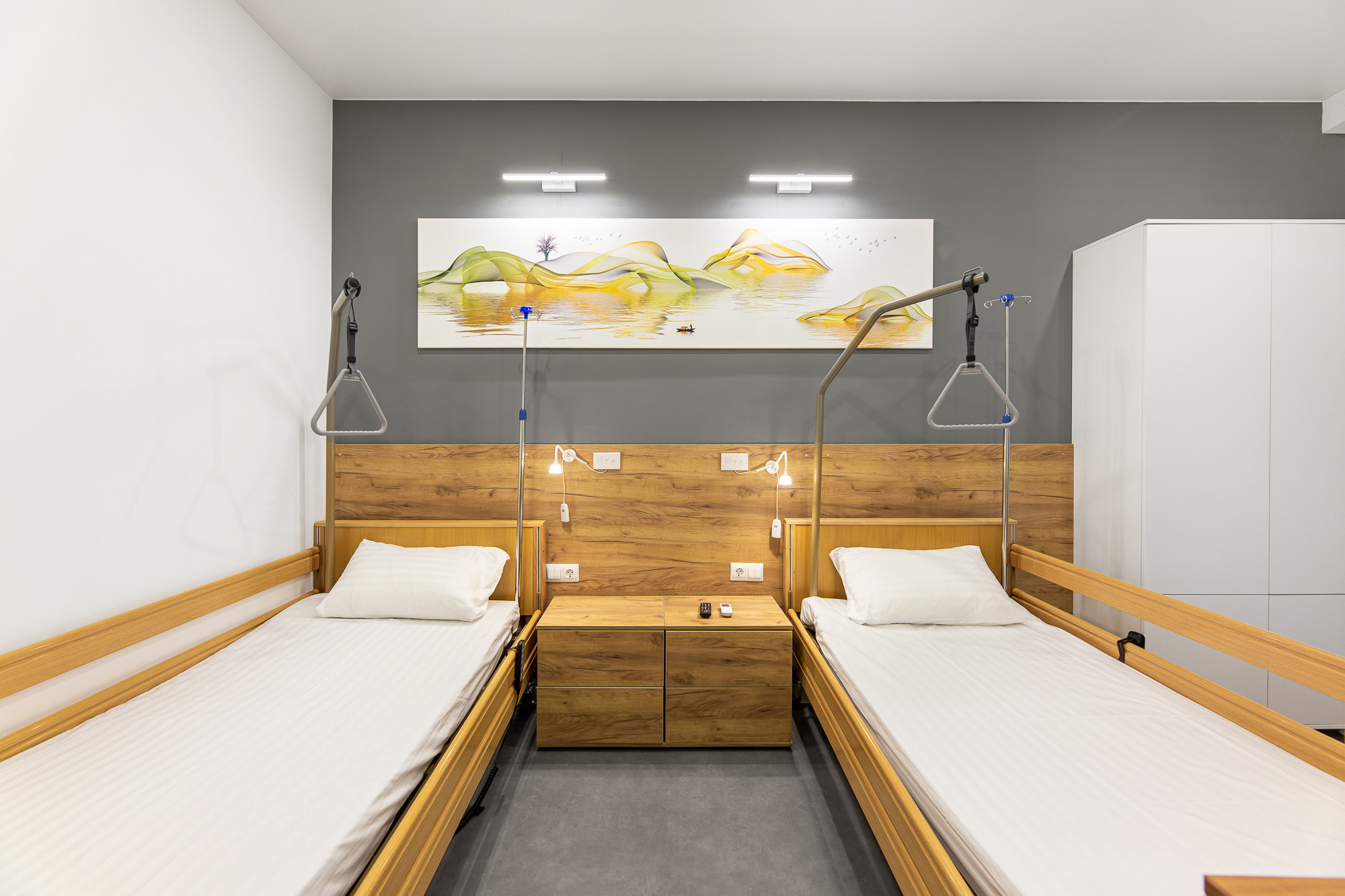 Renatphoto-Интерьерный фотограф Ренат Хисматулин в Краснодарском крае. Профессиональная фотосъёмка интерьеров, предметная фотосессия еды для меню г. Анапа