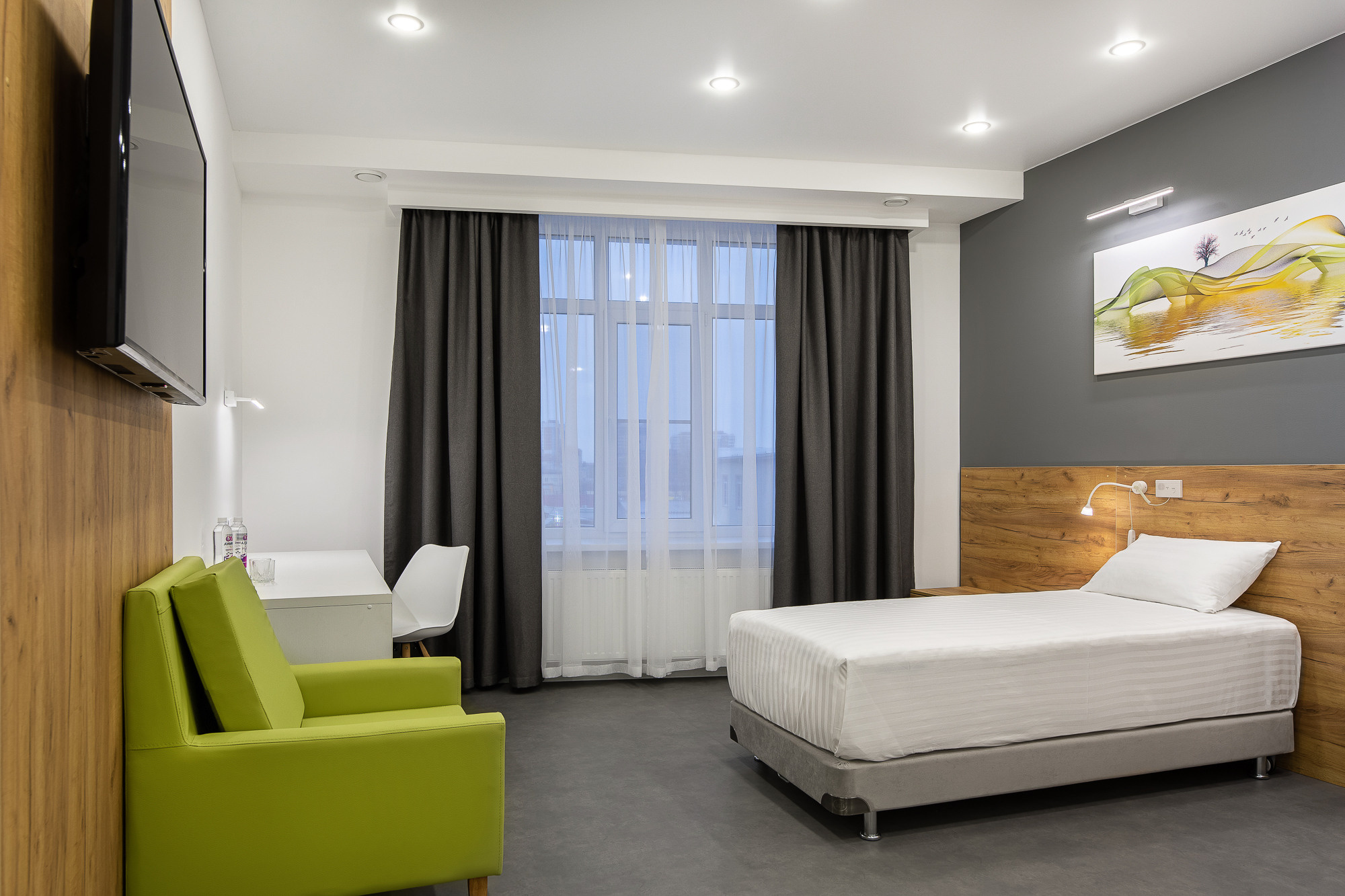 Renatphoto-Интерьерный фотограф Ренат Хисматулин в Краснодарском крае. Профессиональная фотосъёмка интерьеров, предметная фотосессия еды для меню г. Анапа