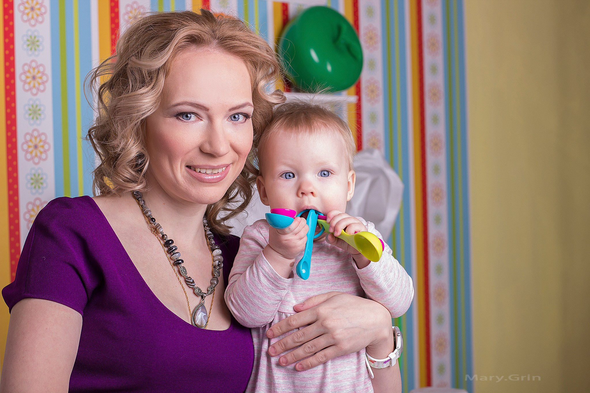 Студийная съёмка Анны и Василисы. Детский и семейный фотограф, фотограф мероприятий Нижний Новгород