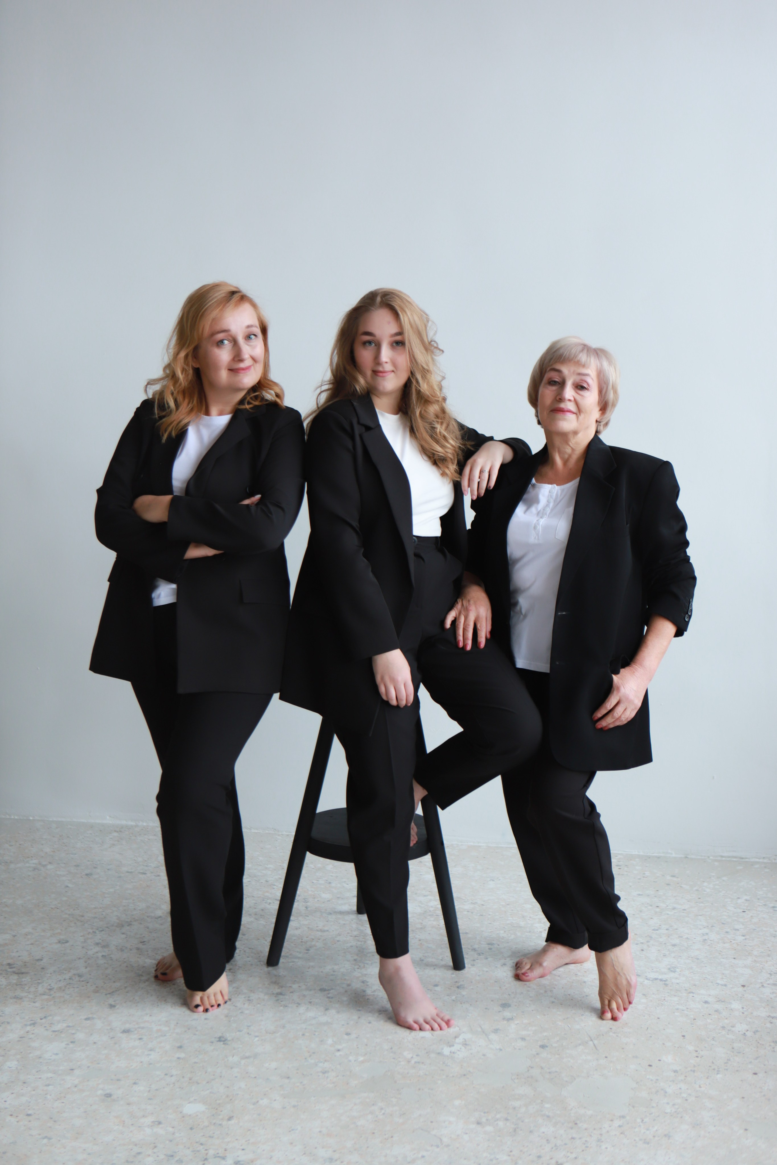 Семейная фотосессия - Трогательная съемка трех поколений. Семейный и женский фотограф Кемерово Мария Степ