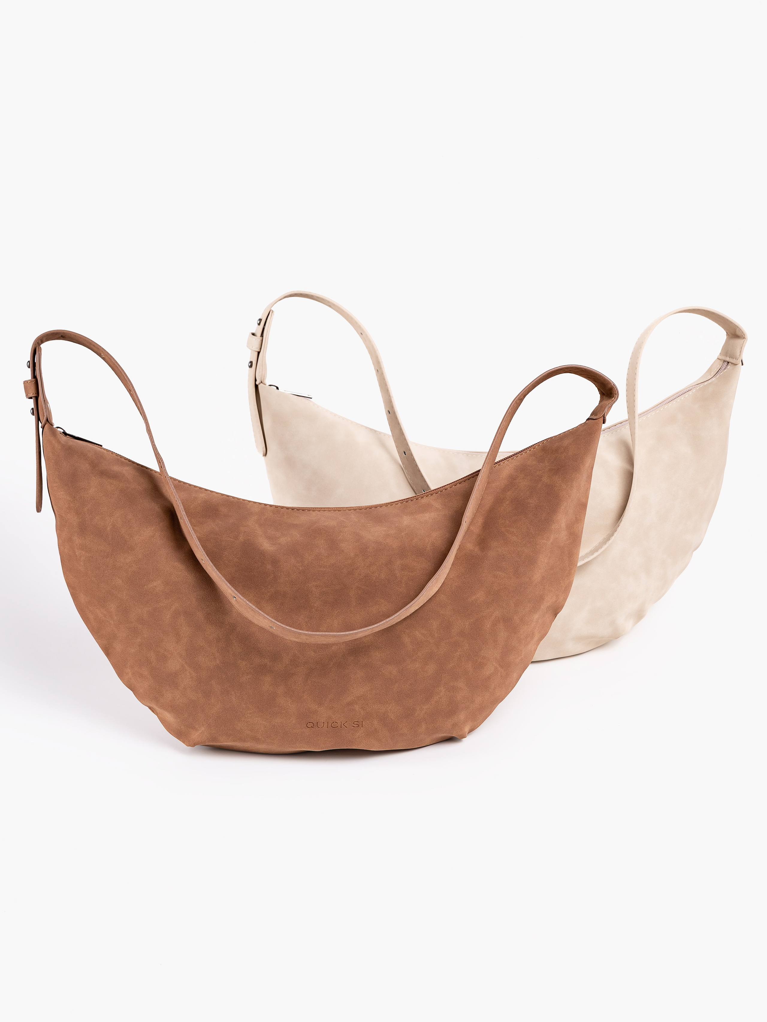 Q Сумки хобо серия 1. Предметный фотограф, фото для маркетплейсов Пятигорск, КМВ