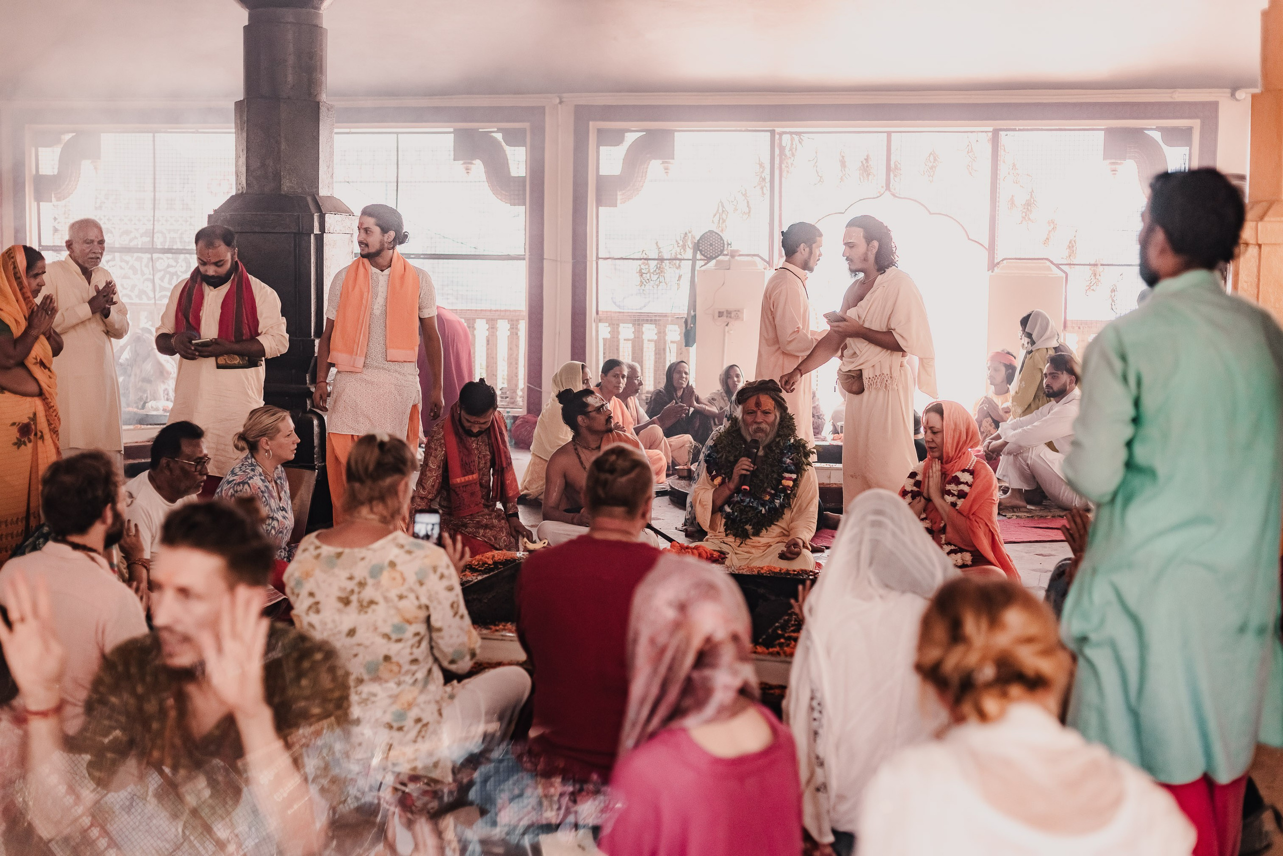 Navaratri yajna at Devraha Baba Ji ashram. Мариам Багдасарян