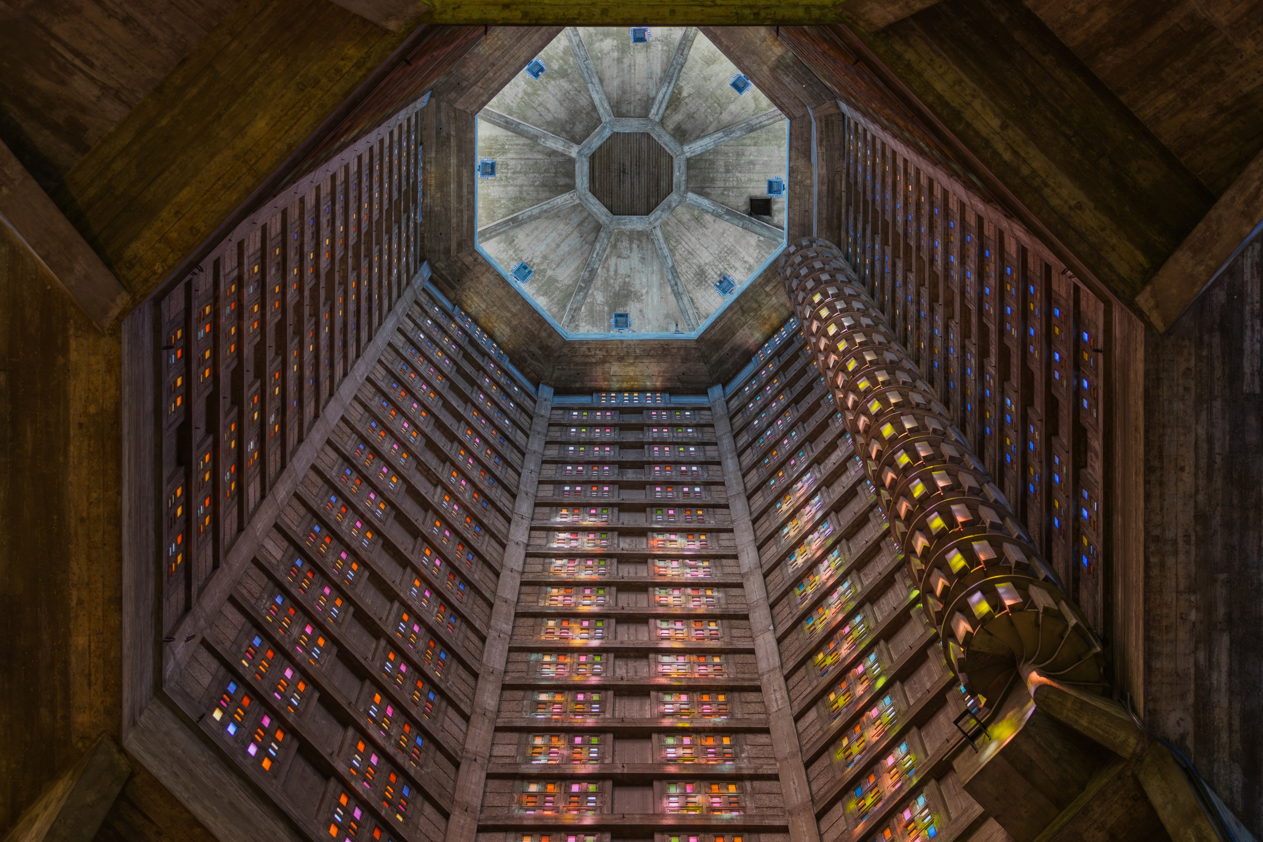 L’église Saint-Joseph du Havre | Le Havre, France. Архитектурный фотограф Кирилл Цыбенко. Работаю в Москве и по всей России