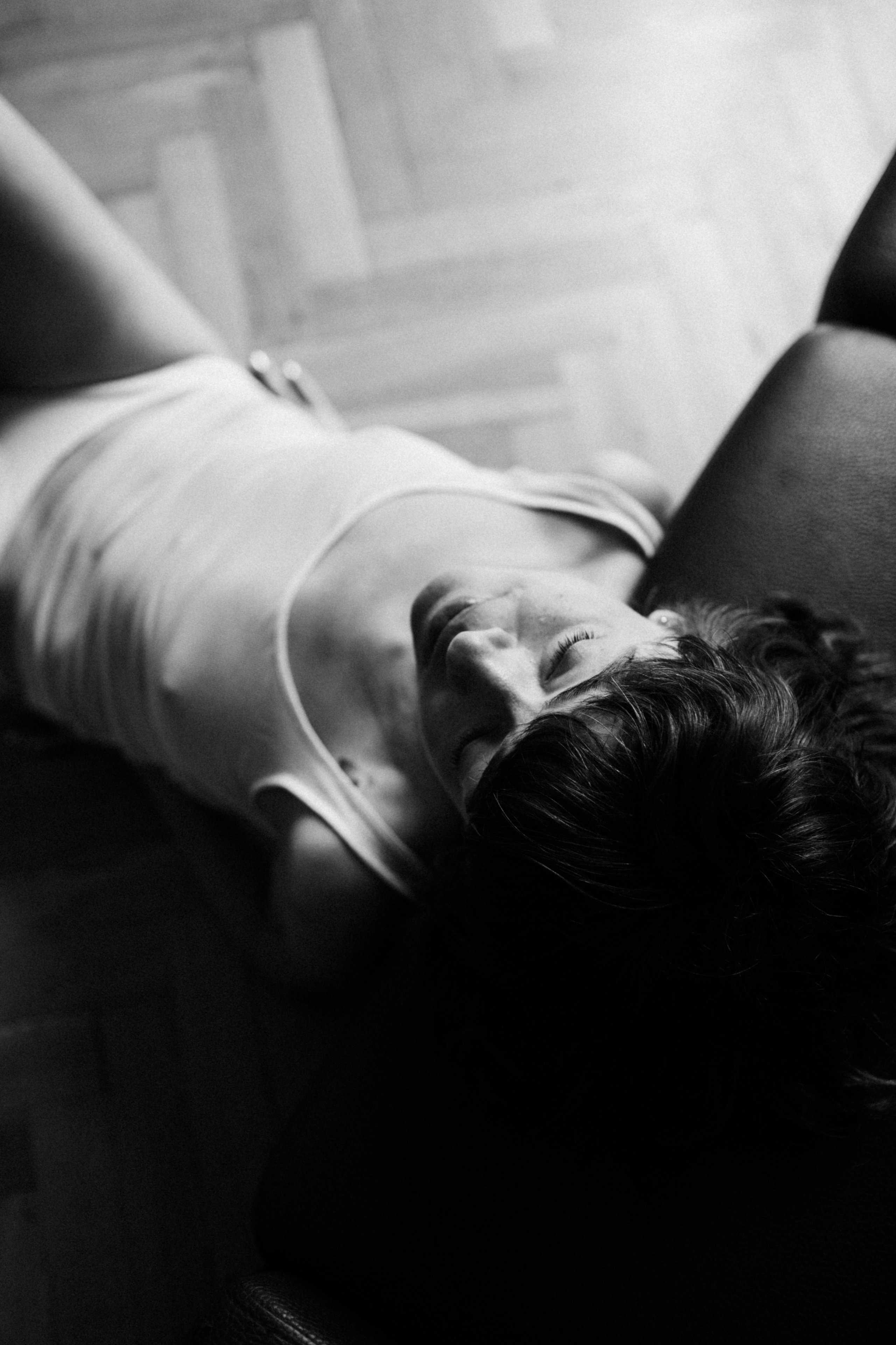 Женская ню фотография. Портреты и фотографические истории Анастасии Марченко