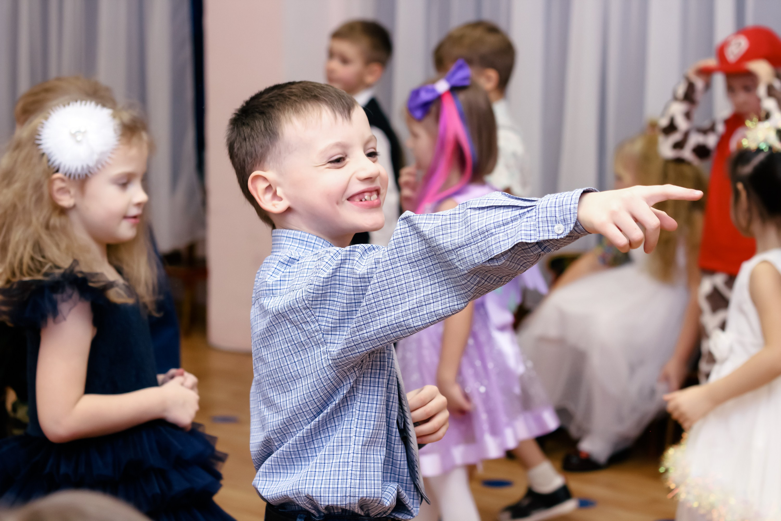 Новогодний утренник. Фотограф Великий Новгород Татьяна Чиглинцева