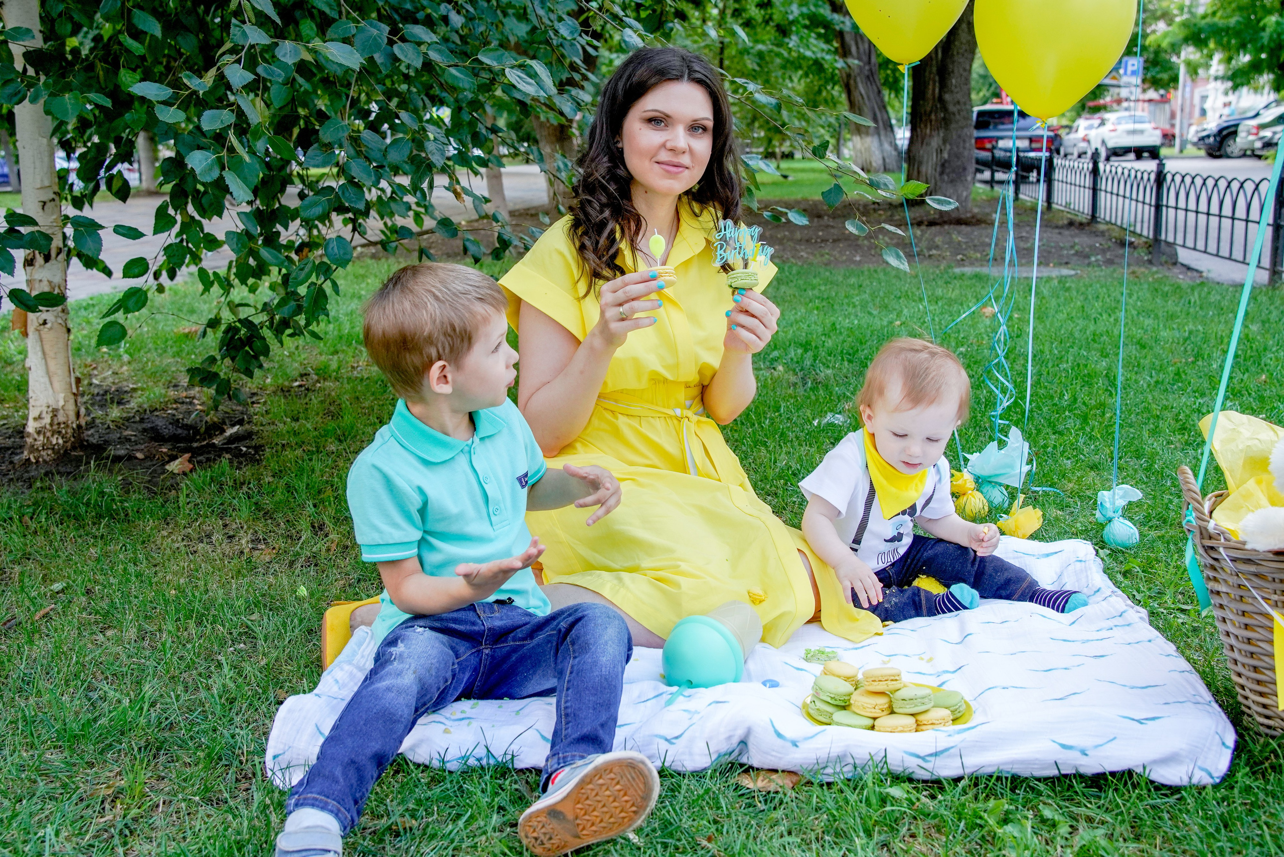 1 год)). Max Matvich and Victoria Basova are professionals in their field