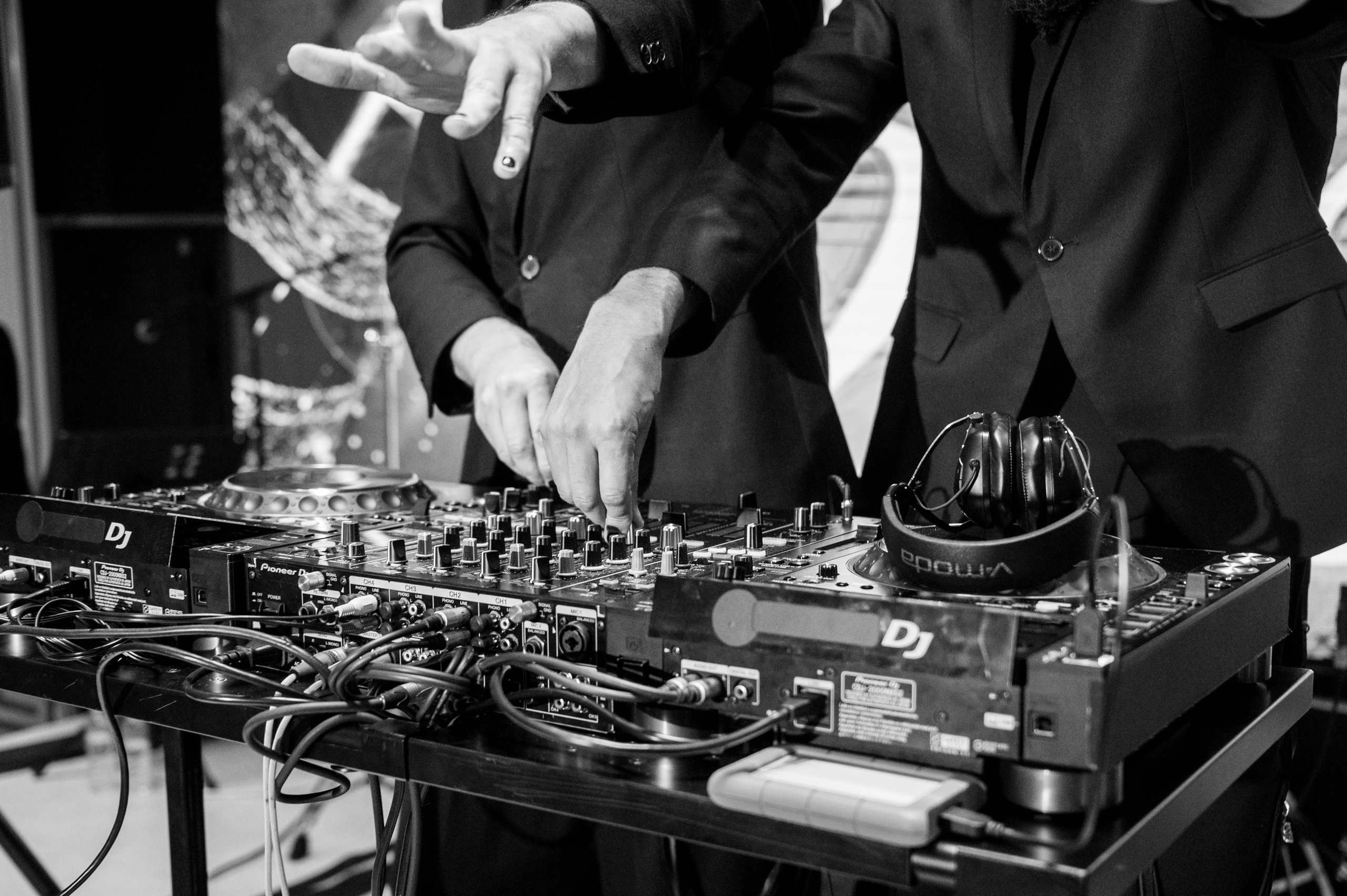 CHARUEL. Свадебный фотограф в Москве Григорий Аргунов