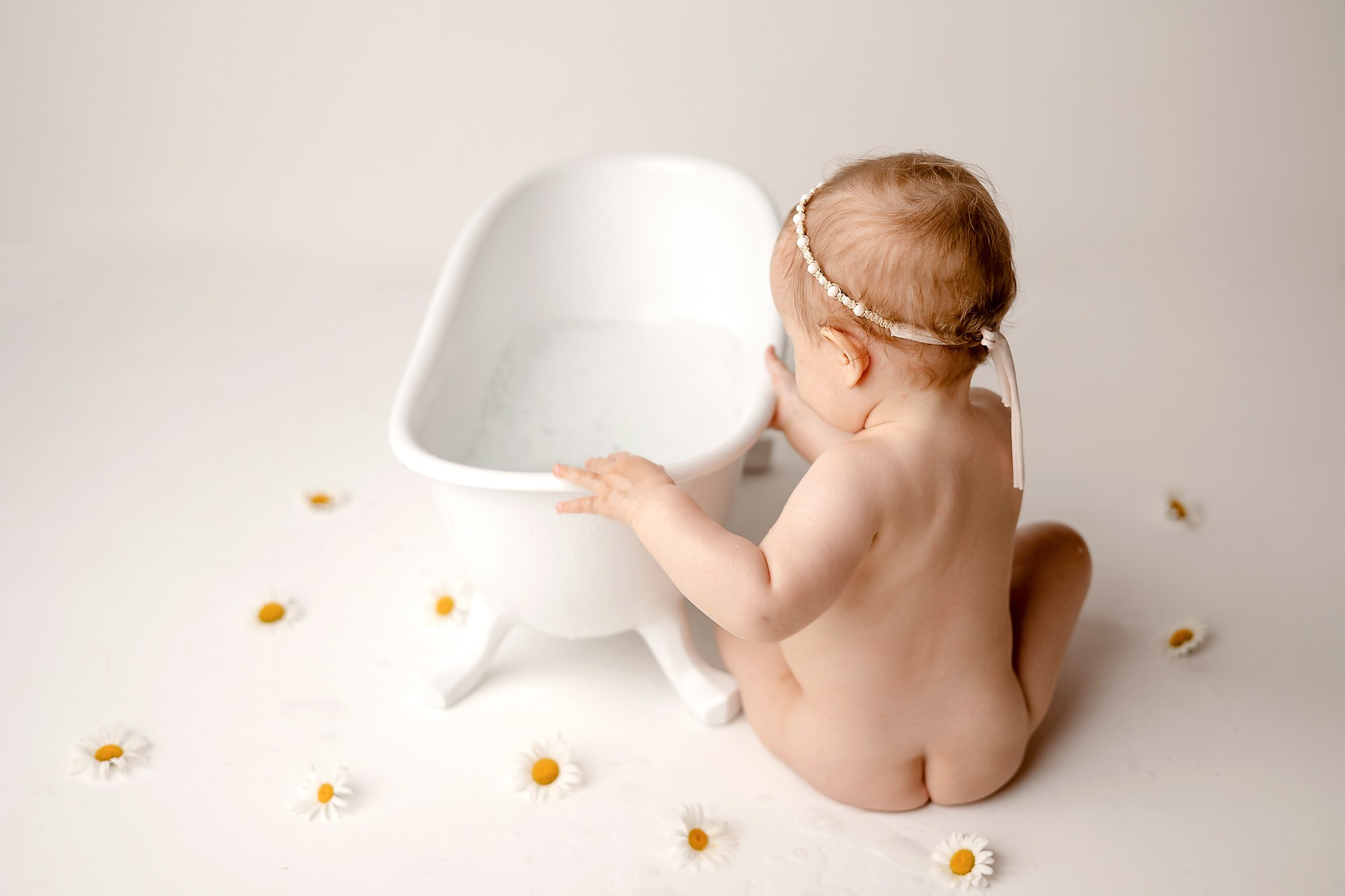 Стоимость малыши постарше. Фотограф новорожденных