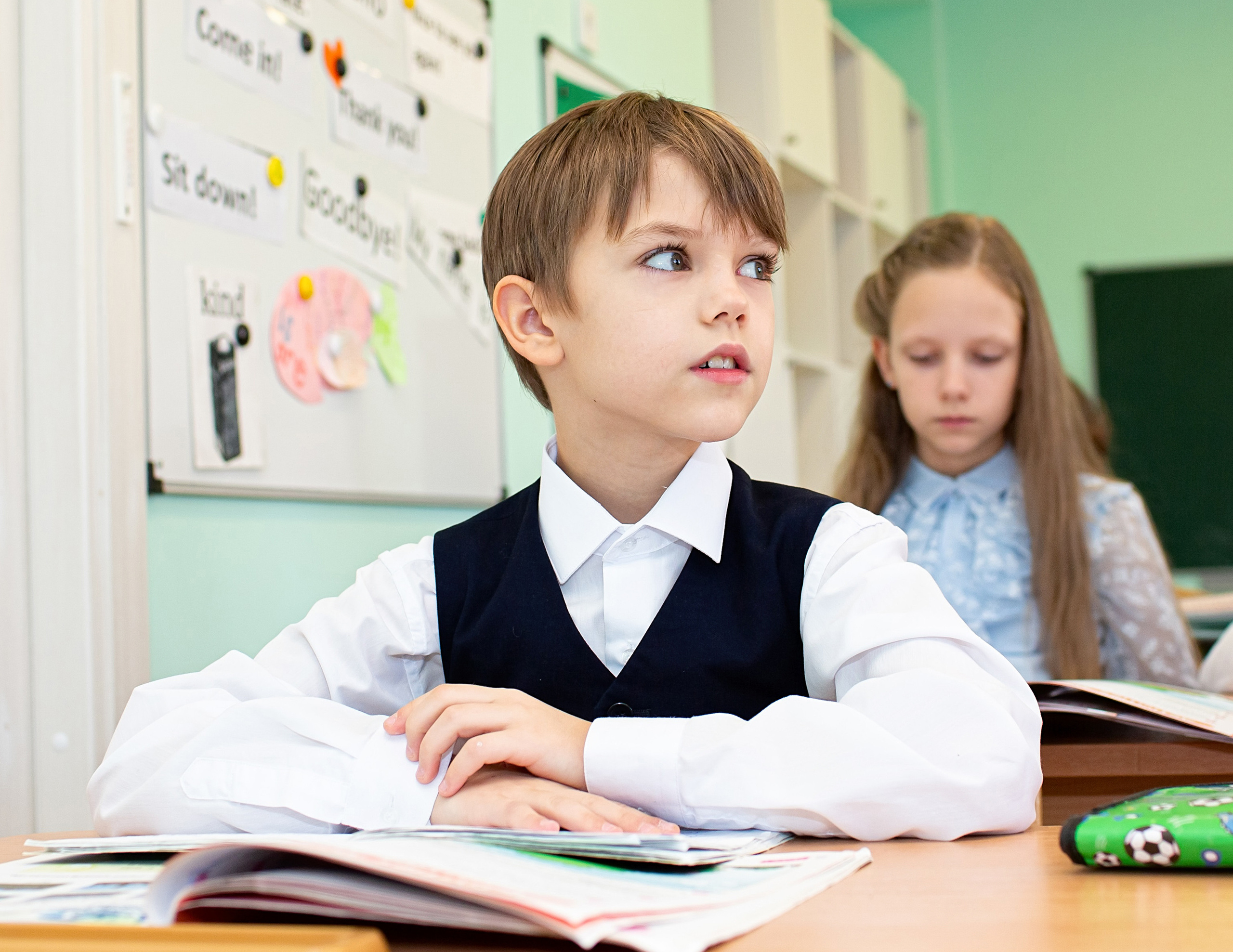 Фотосъёмка для выпускных альбомов из начальной школы. Свадебный, семейный, детский фотограф в Санкт-Петербурге