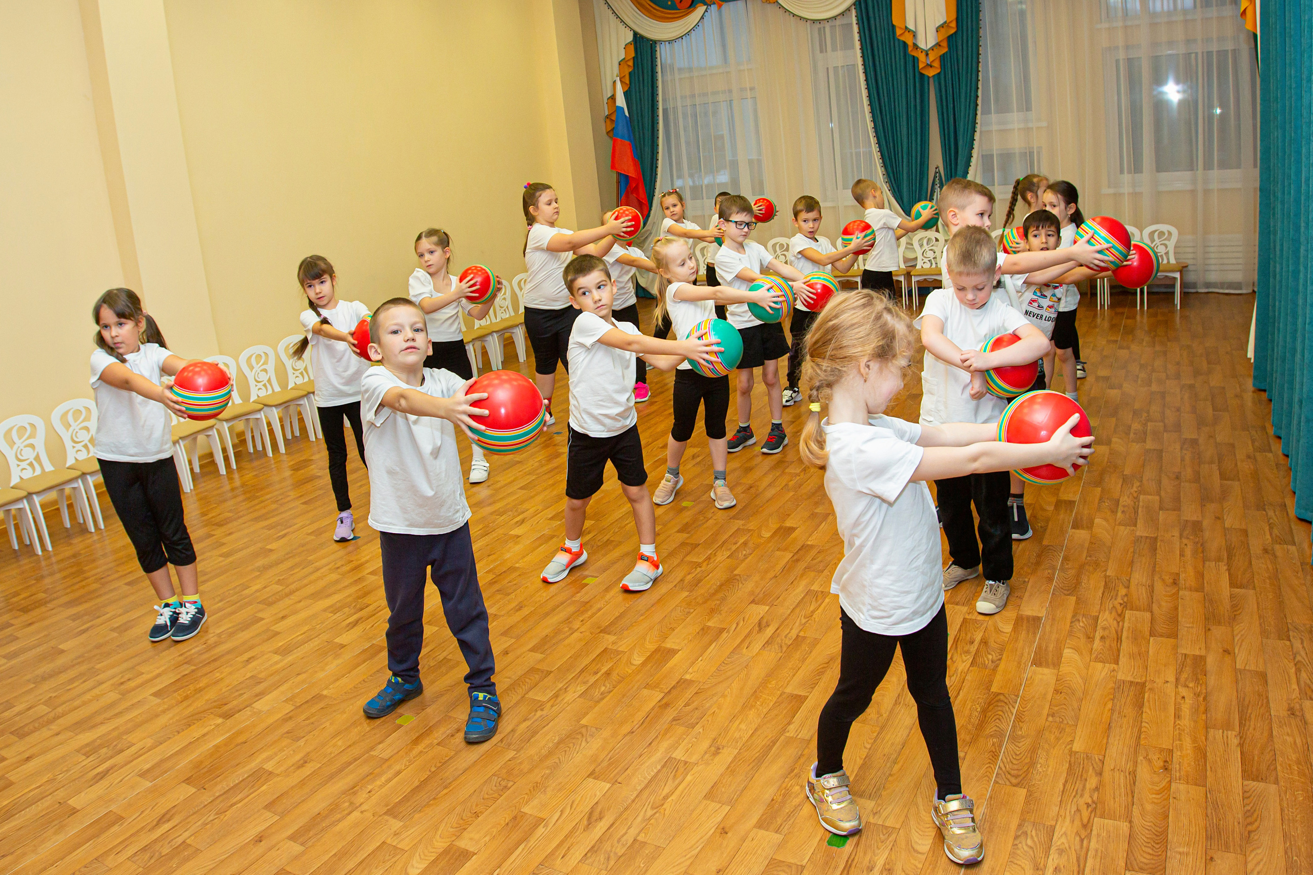 Фотосъёмка для выпускных альбомов. Детский сад. Свадебный, семейный, детский фотограф в Санкт-Петербурге