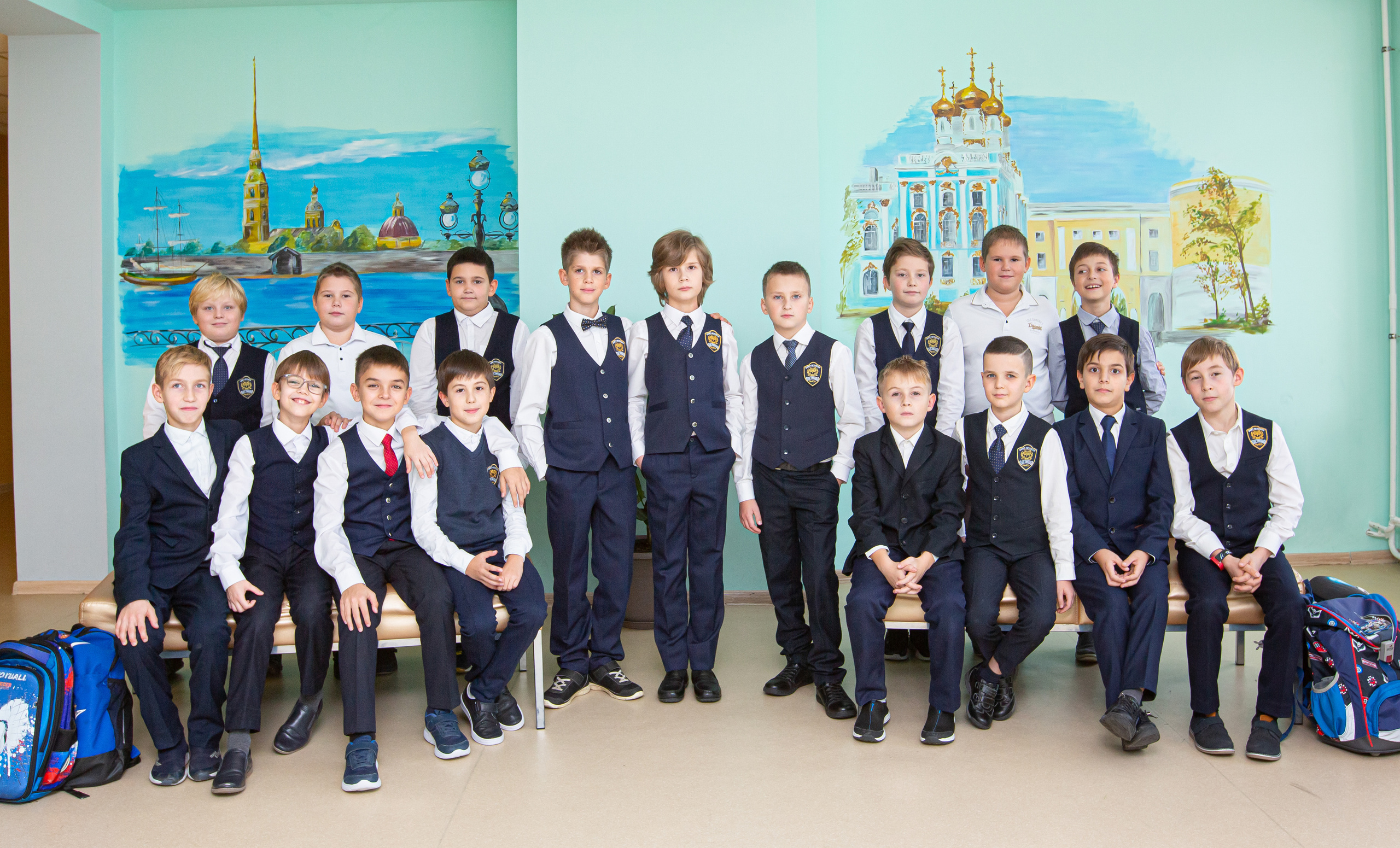 Фотосъёмка для выпускных альбомов из начальной школы. Свадебный, семейный, детский фотограф в Санкт-Петербурге