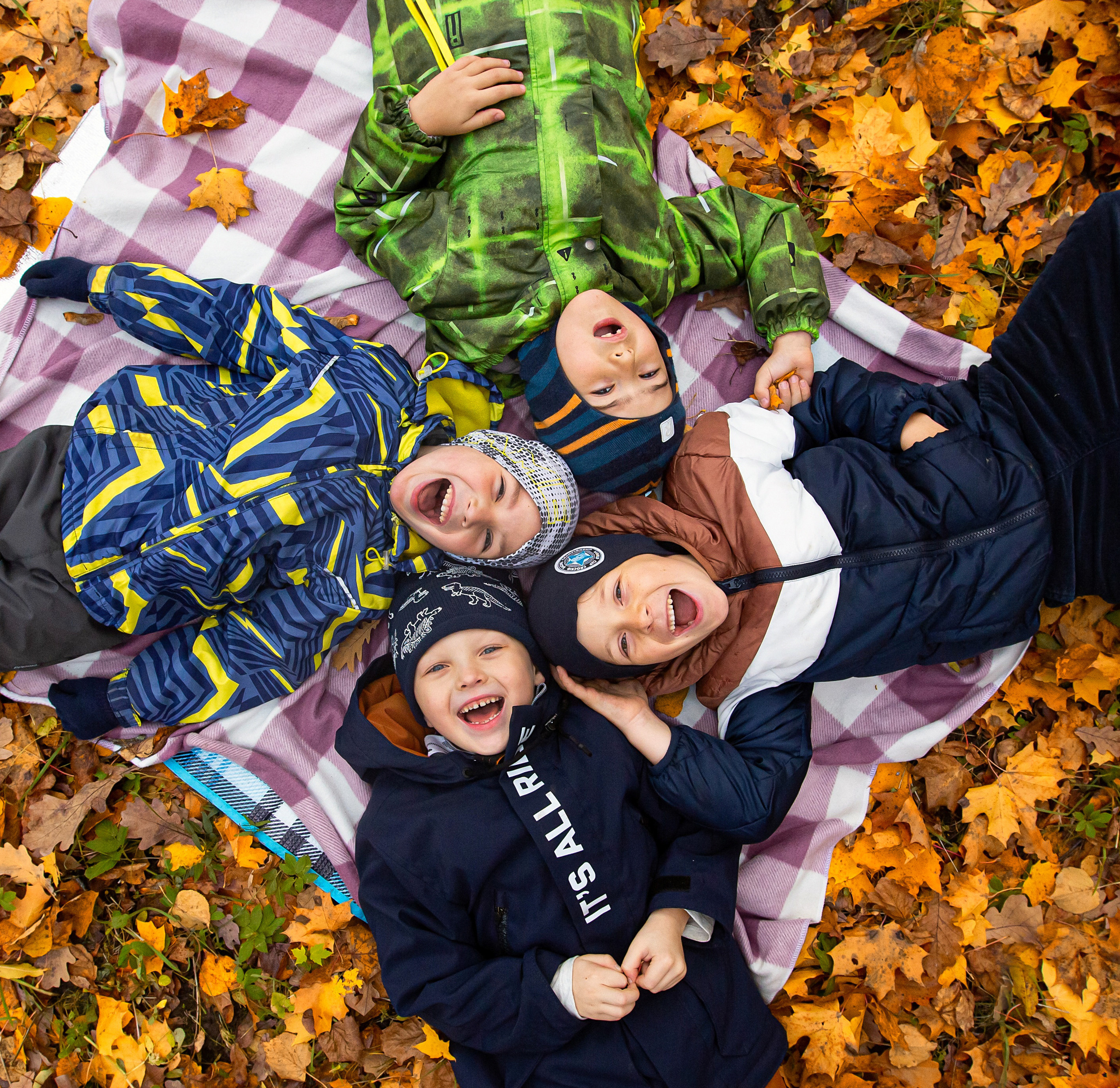 Фотосъёмка для выпускных альбомов. Детский сад. Свадебный, семейный, детский фотограф в Санкт-Петербурге