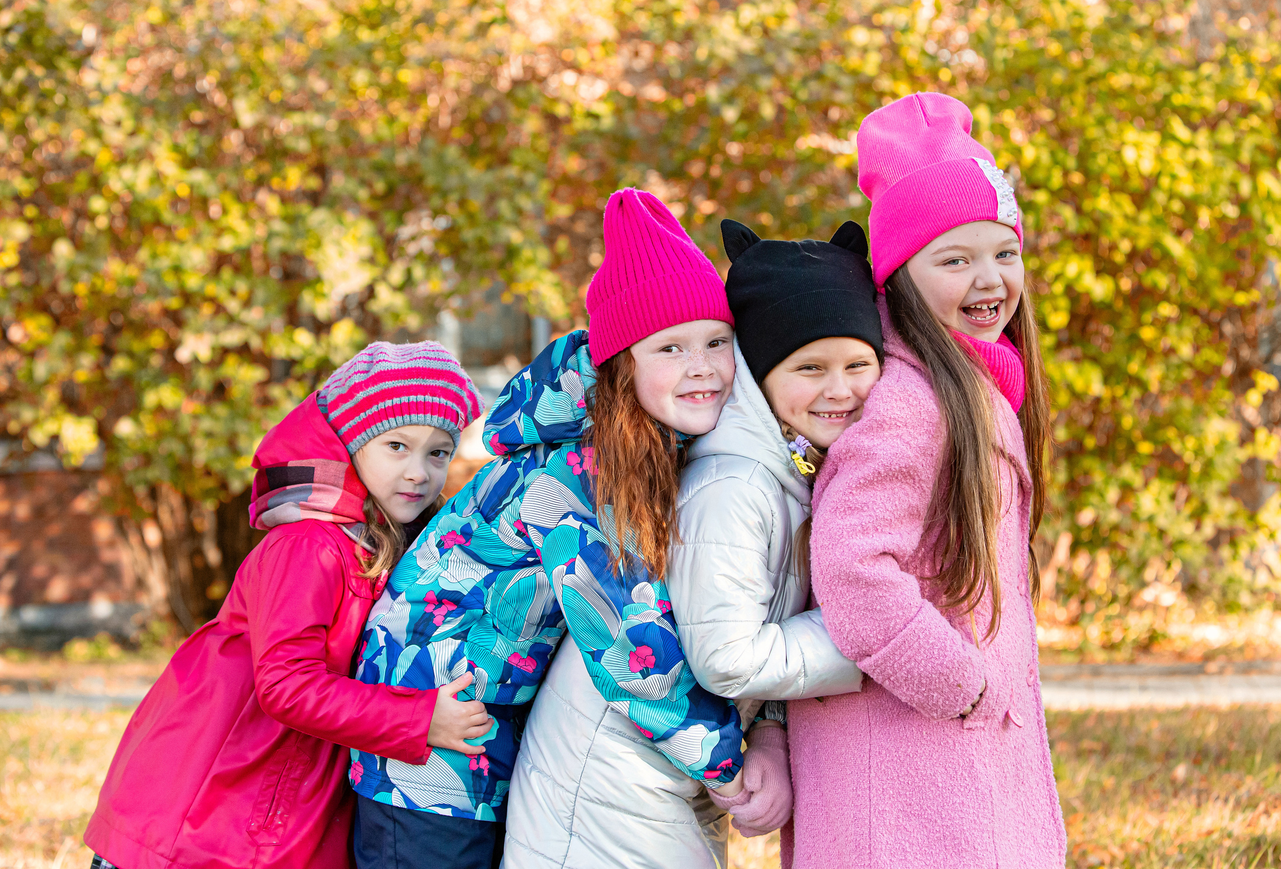 Осенняя фотосессия для группы «Радуга» в Пушкине. Анонс съёмки. Свадебный, семейный, детский фотограф в Санкт-Петербурге