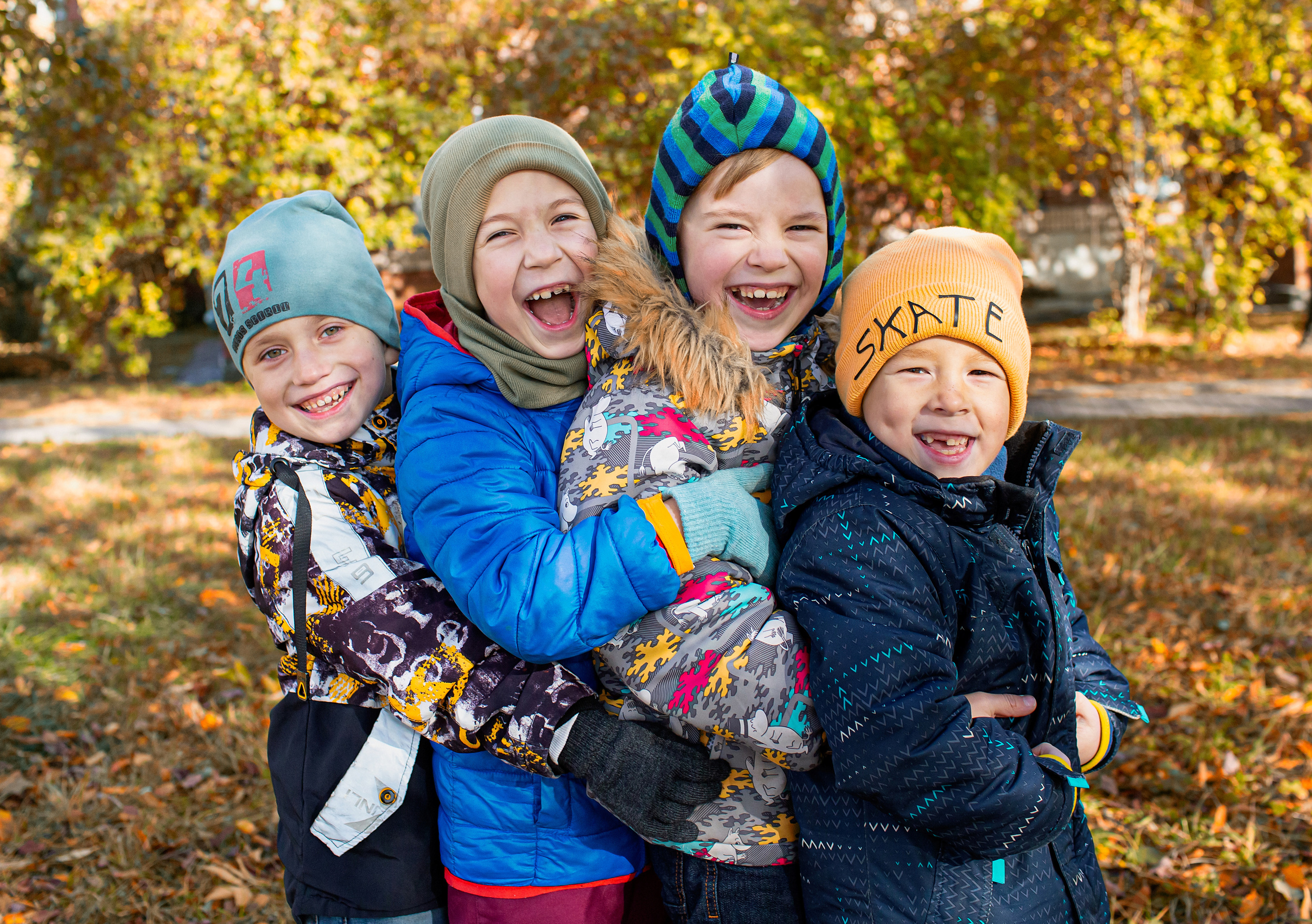Осенняя фотосессия для группы «Радуга» в Пушкине. Анонс съёмки. Свадебный, семейный, детский фотограф в Санкт-Петербурге