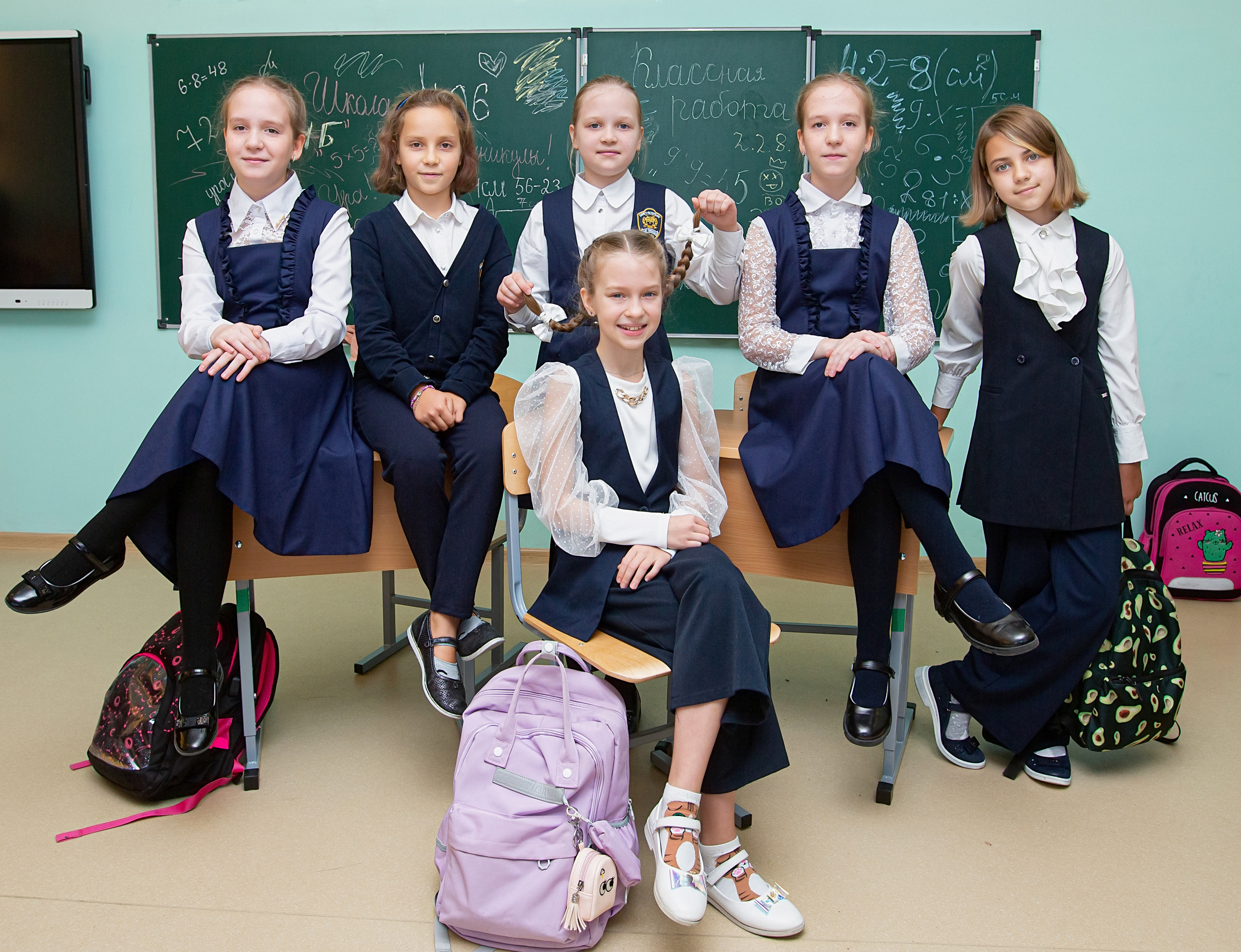 Фотосъёмка для выпускных альбомов из начальной школы. Свадебный, семейный, детский фотограф в Санкт-Петербурге