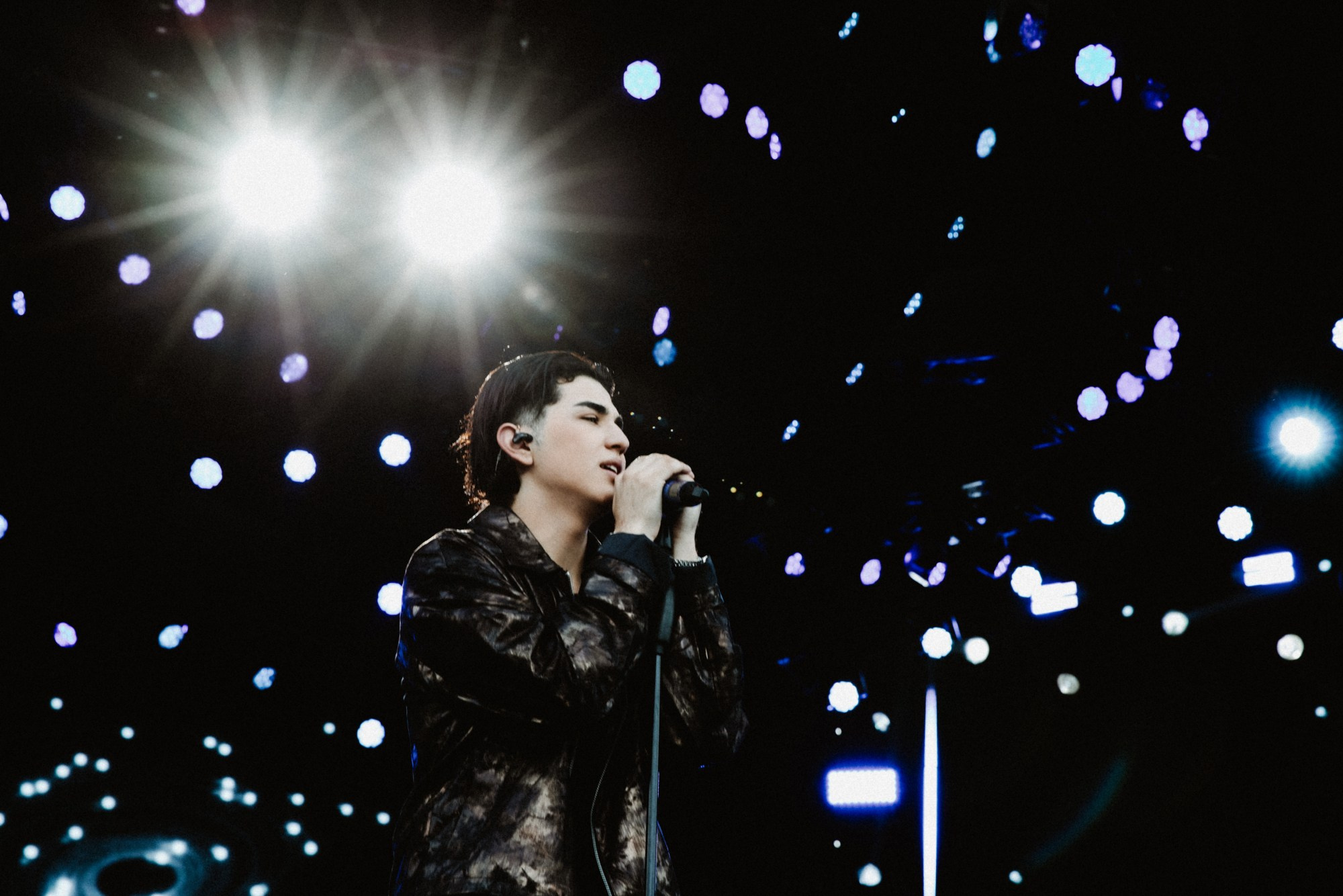 Концертная съёмка: эмоции и энергия в кадре. Профессиональный фотограф звезд, концертов и спортивных событий