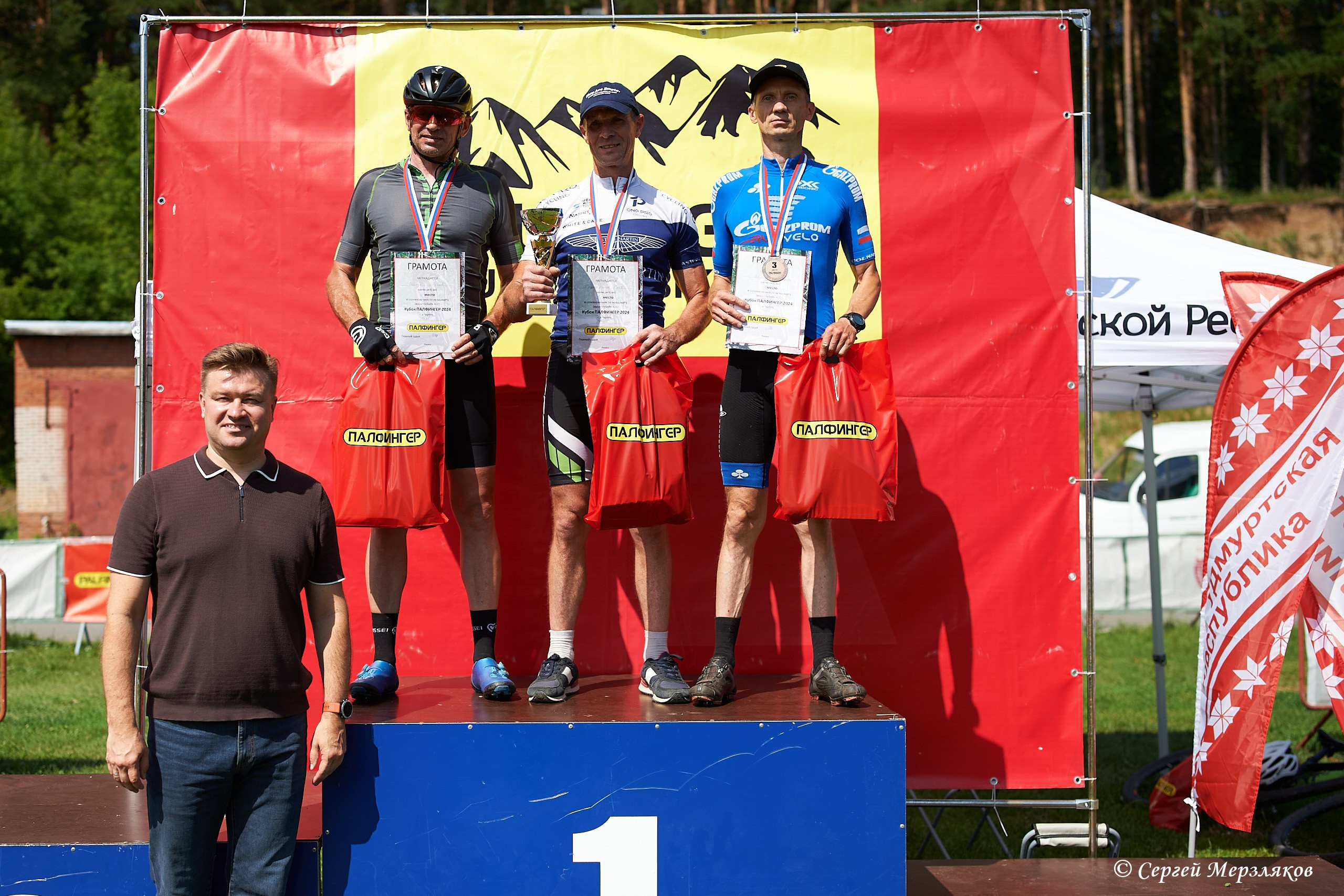 Кубок ПАЛФИНГЕР 2024 (MTB-XCO). Ижевск. 20.07.2024. Спортивный репортажный фотограф в Ижевске Сергей Мерзляков