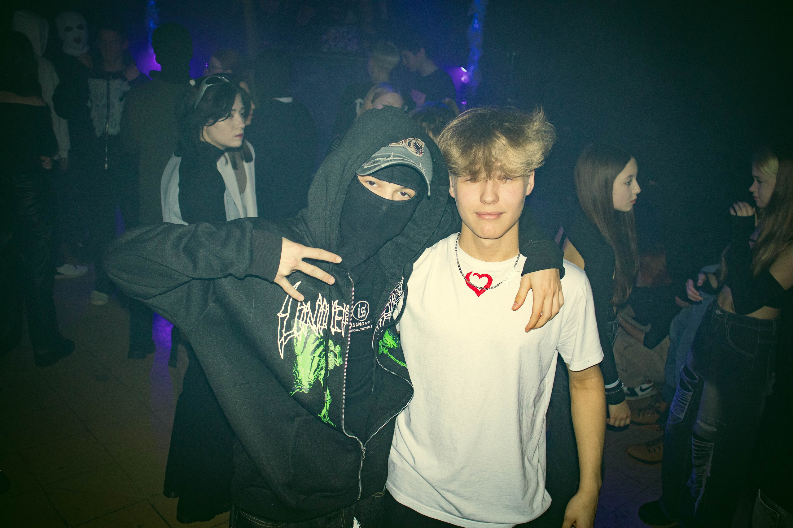 MOSHPIT. Фотограф и видеограф в Бугульме Аня Трутнева