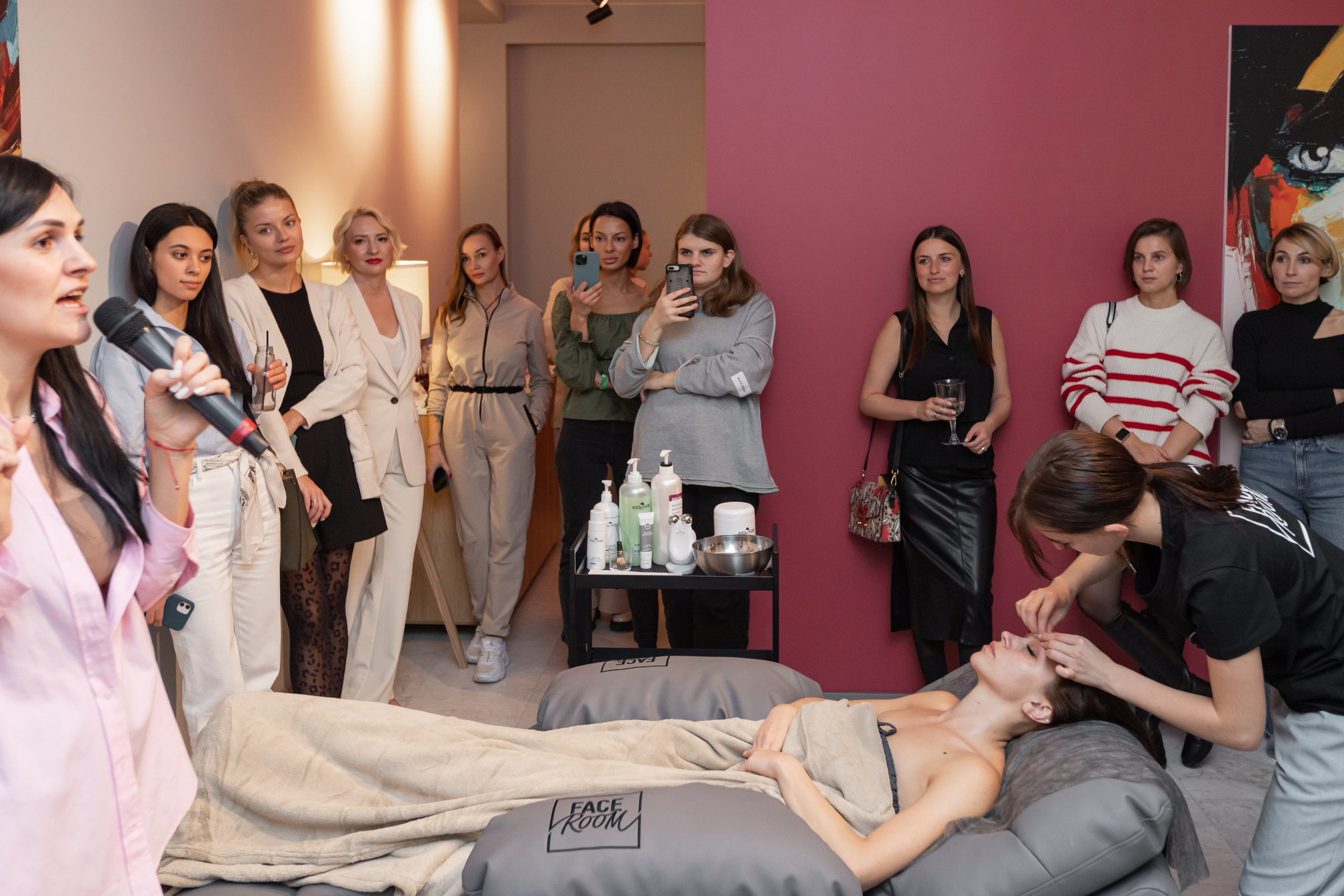 Открытие FaceRoom. Фотограф Денис Лесковский (Тюмень)