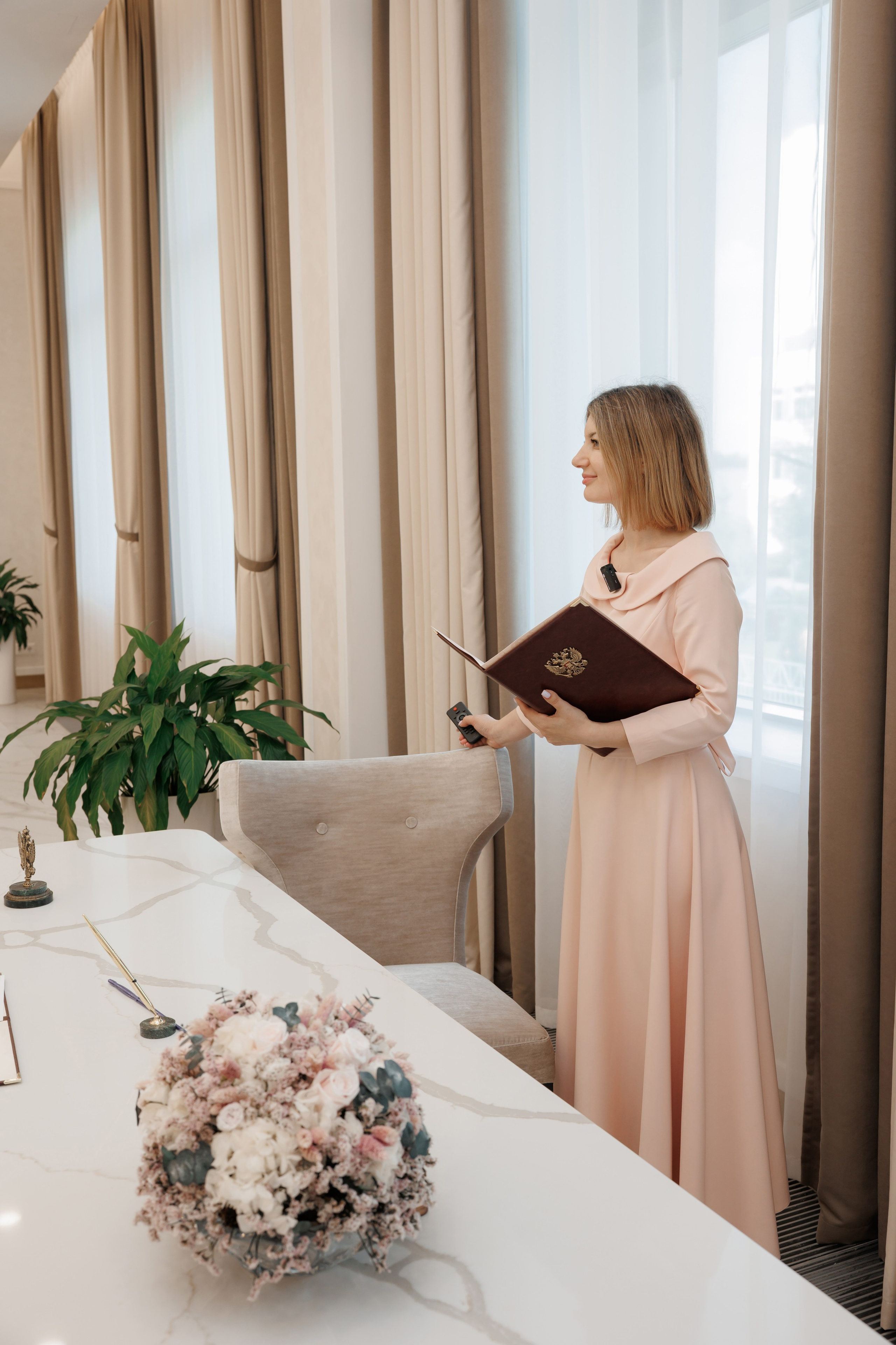 ЗАГС Бутово и Остафьево. Свадебный и репортажный фотограф (Москва, Королев и другие)