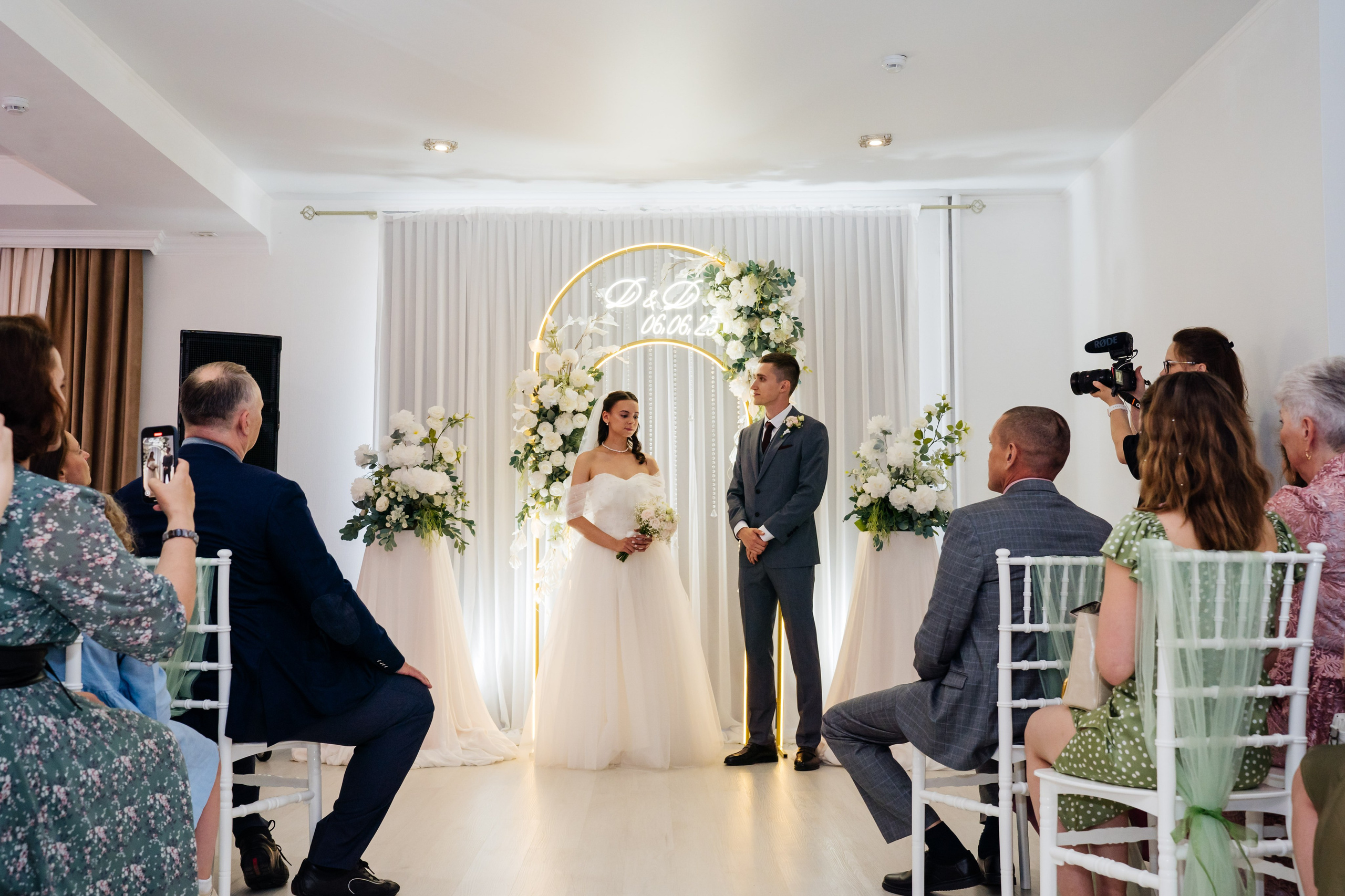 Дарья и Денис. Видеограф и Фотограф в Челябинске Ксения и Владимир Рюмины