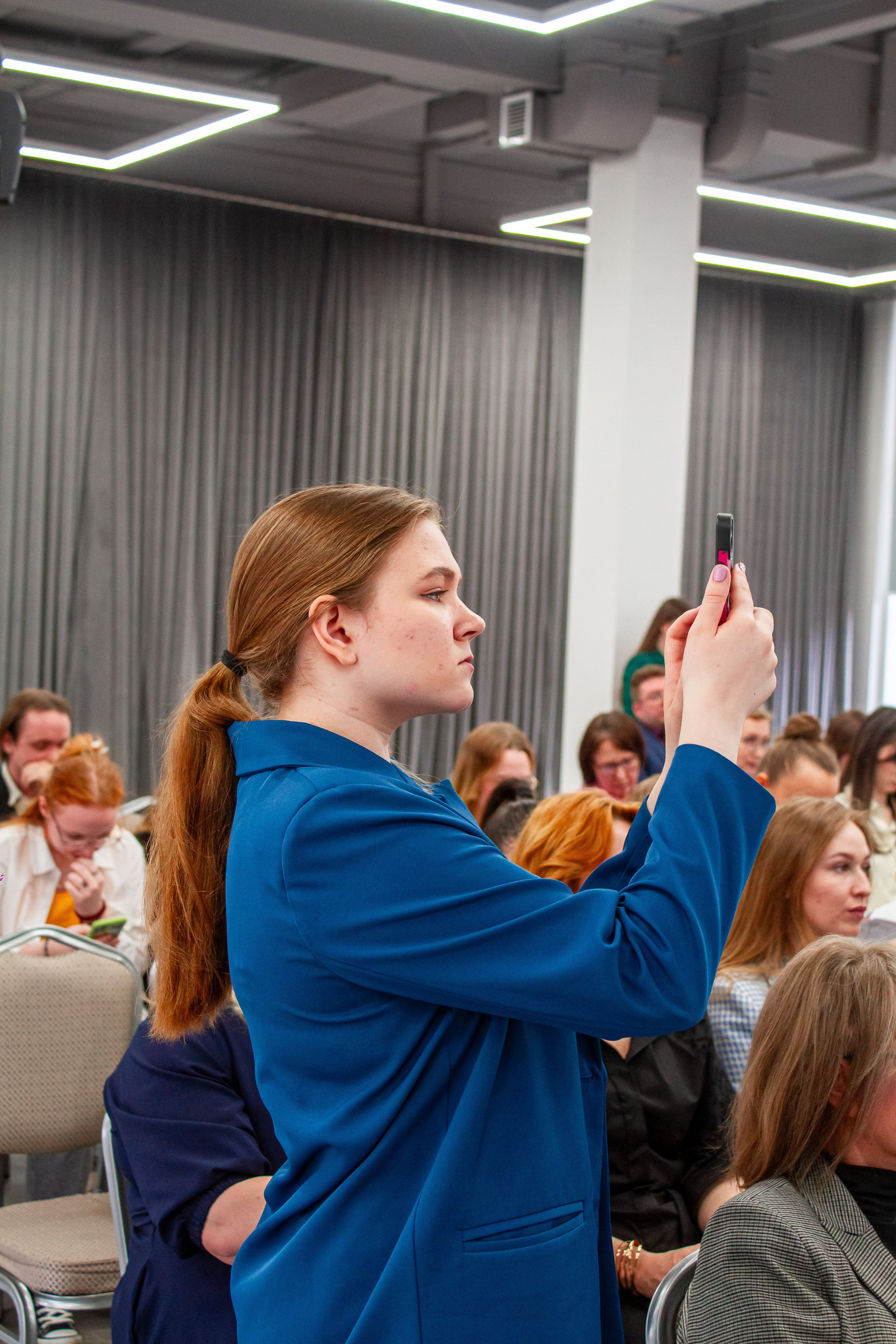 Ярмарка вакансий в Екатеринбургской академии современного искусства 2025