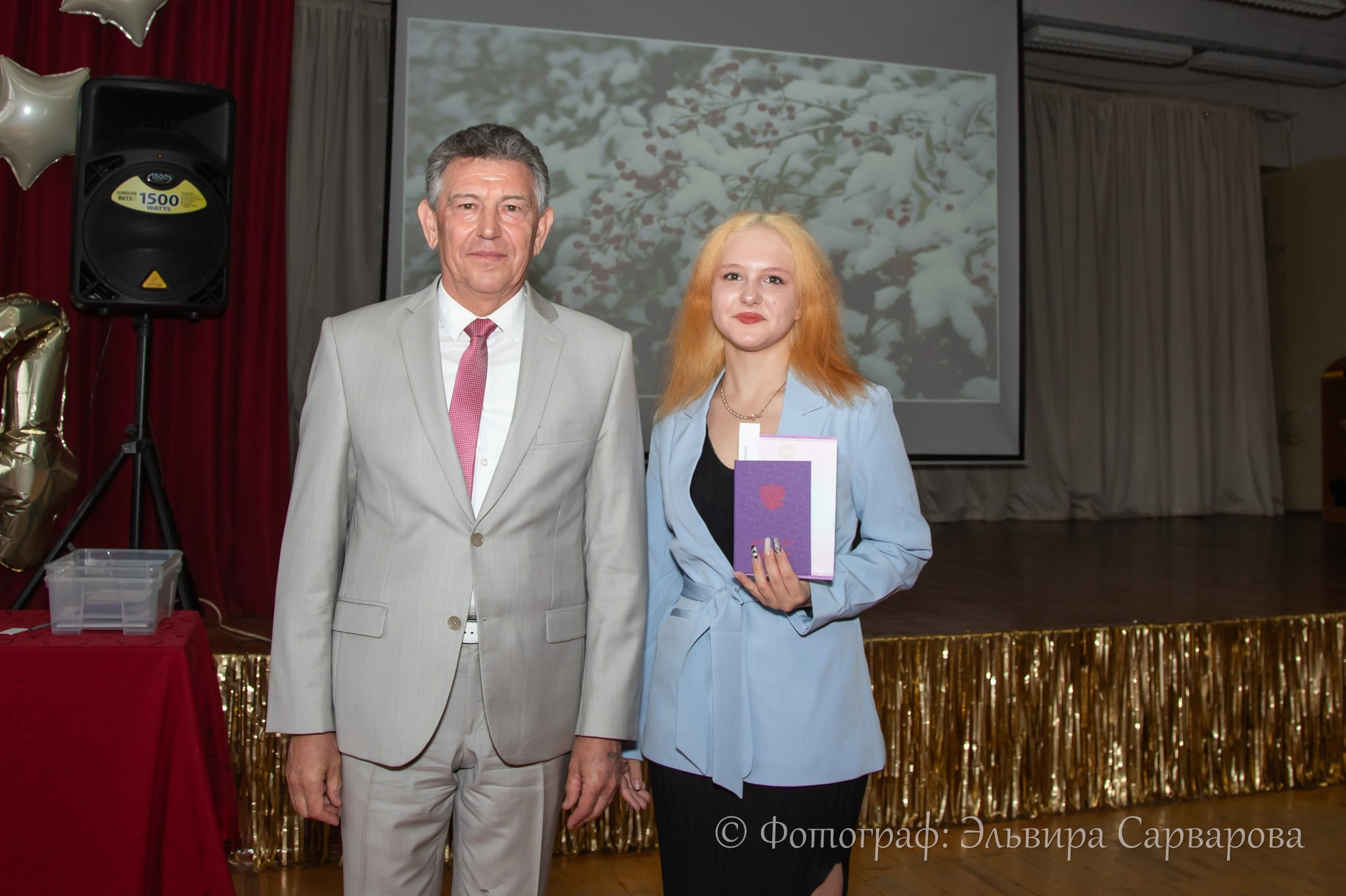 Вручение аттестатов 9 класс. Репортажный Фотограф