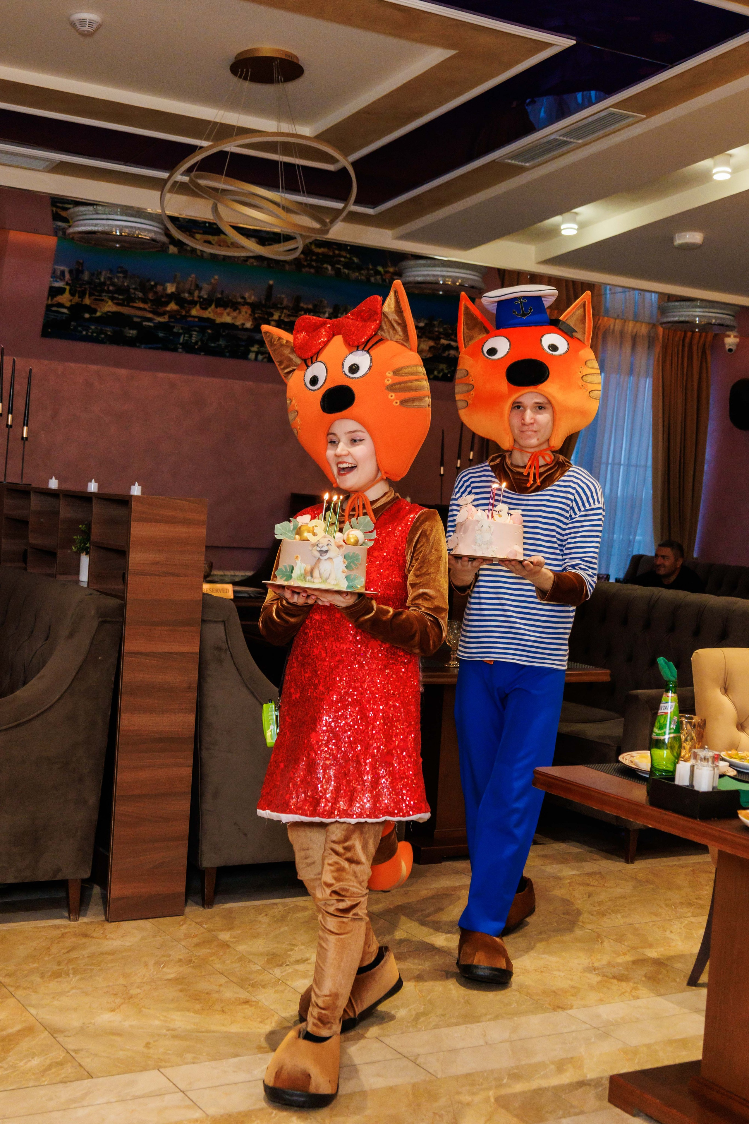 День рождения в ресторане. Фотограф в Москве Дмитрий Емельянов
