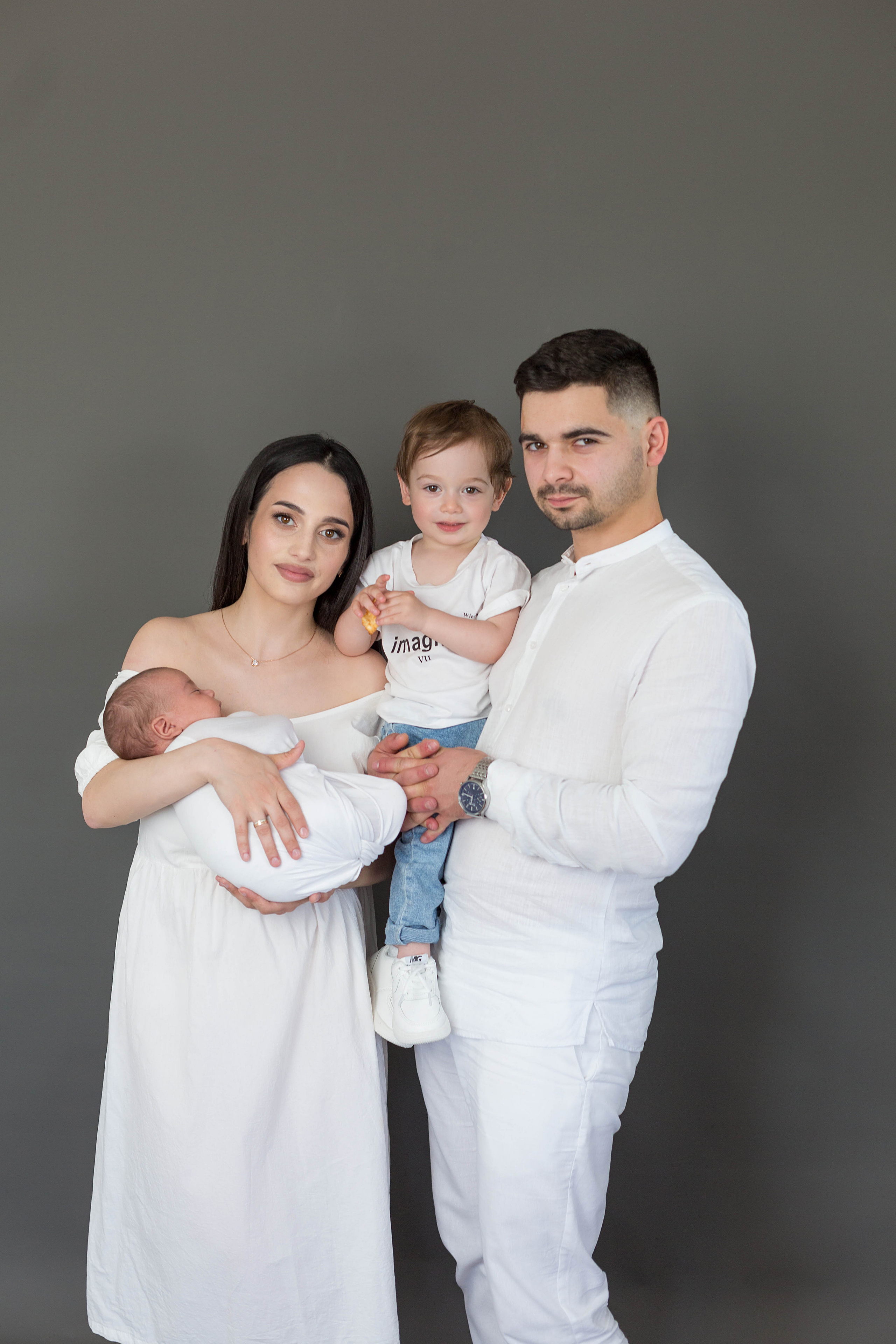 Новорожденные. Фотограф новорожденных в Симферополе Эльмира тизе