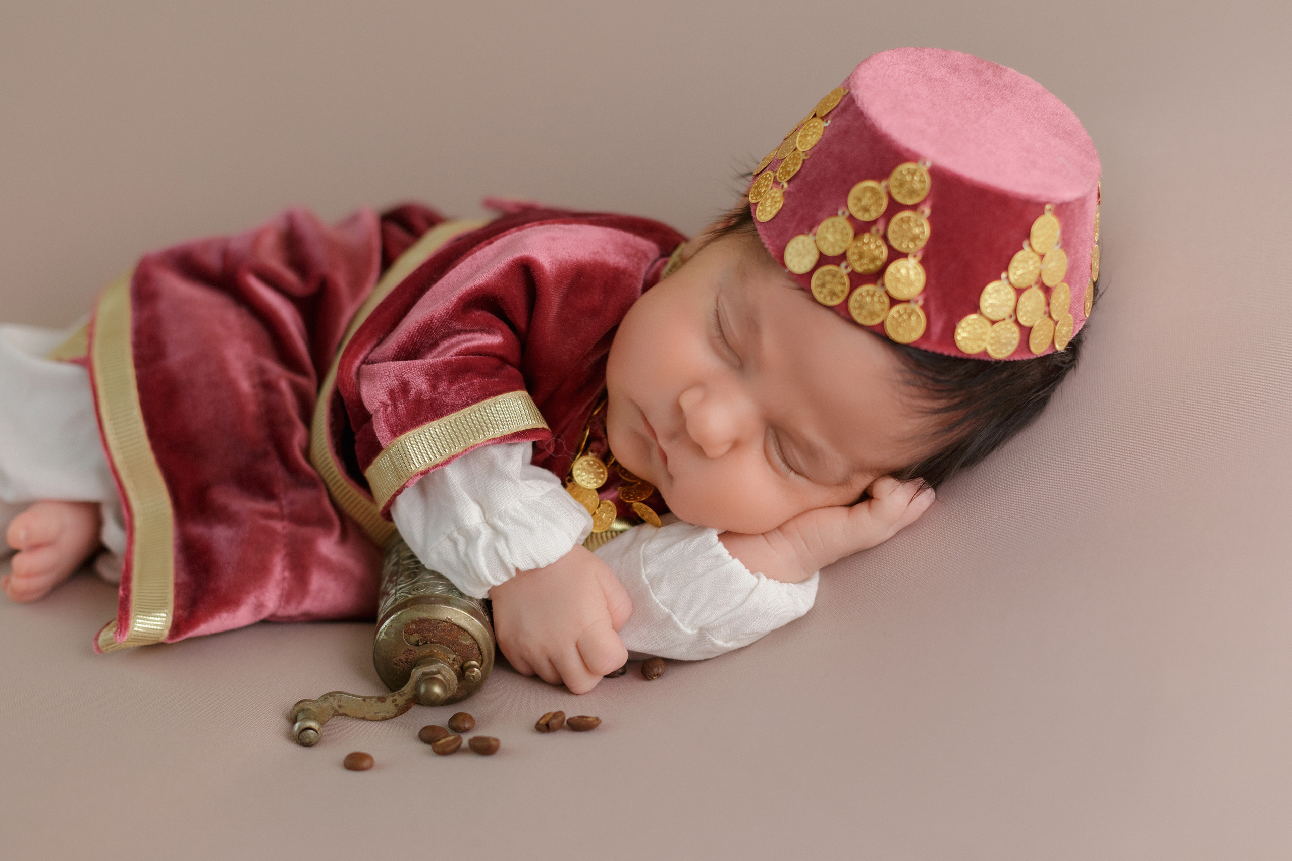 Новорожденные. Фотограф новорожденных в Симферополе Эльмира тизе