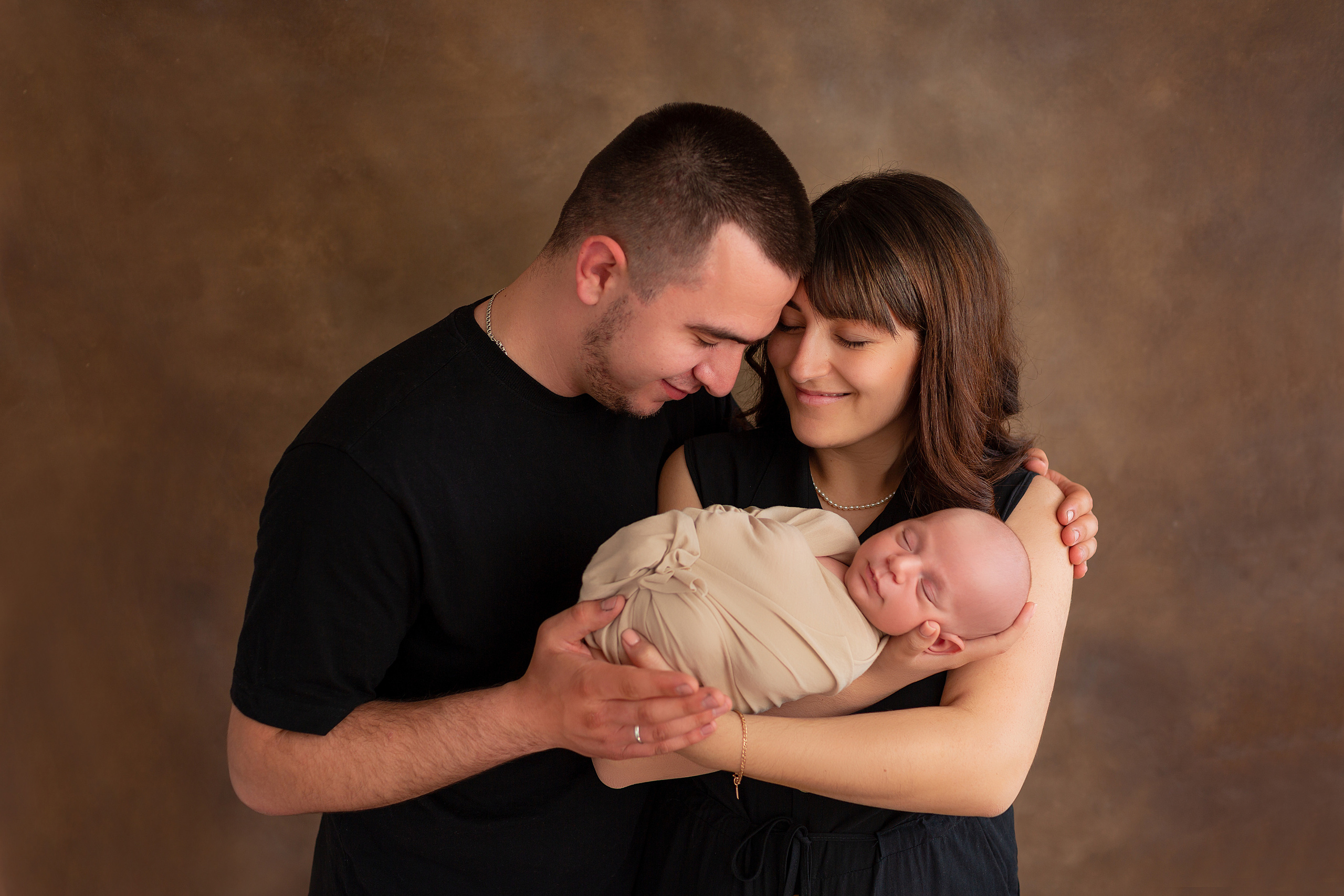 Новорожденные. Фотограф новорожденных в Симферополе Эльмира тизе