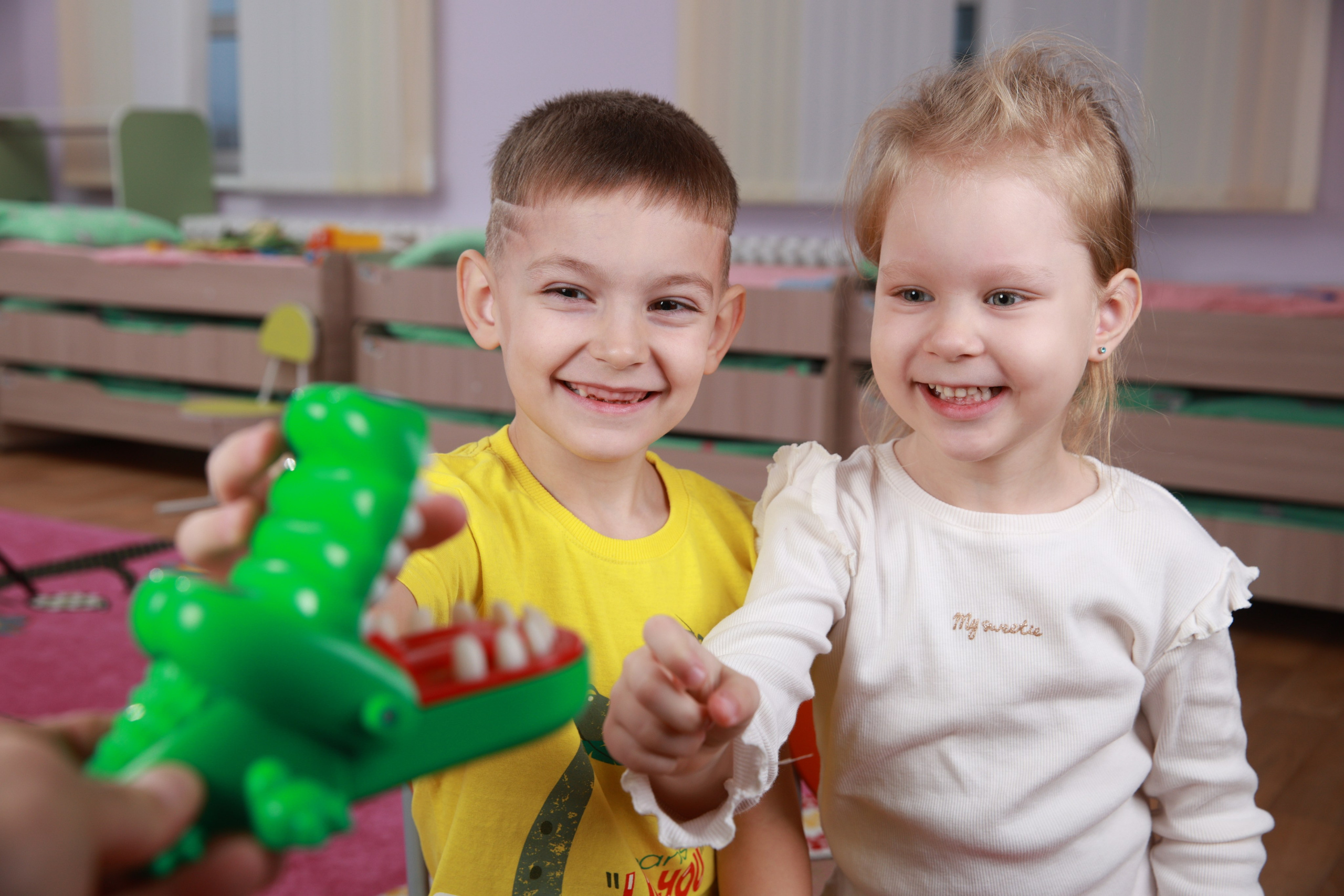 Выпускные альбомы для детских садов в Красноярске от AlbomKras 🎀🍀. AlbomKras -выпускные альбомы Красноярска с авторским дизайном и качественной фотосъемкой! ⭐⭐⭐⭐⭐ 5.0