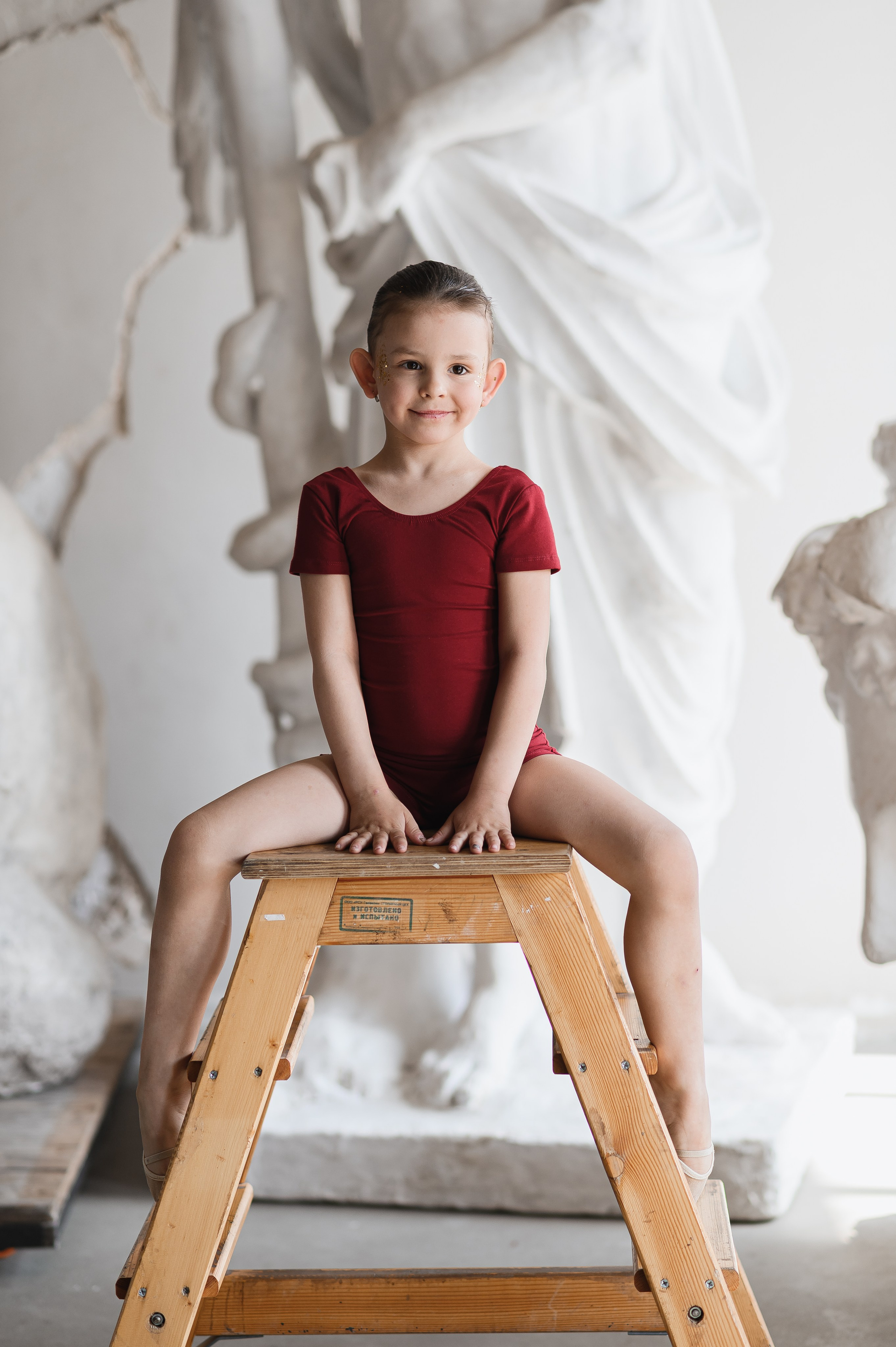 ВВЕРХ ДНОМ. SCULPTURE. Профессиональный репортажный, коммерческий фотограф в Санкт-Петербурге