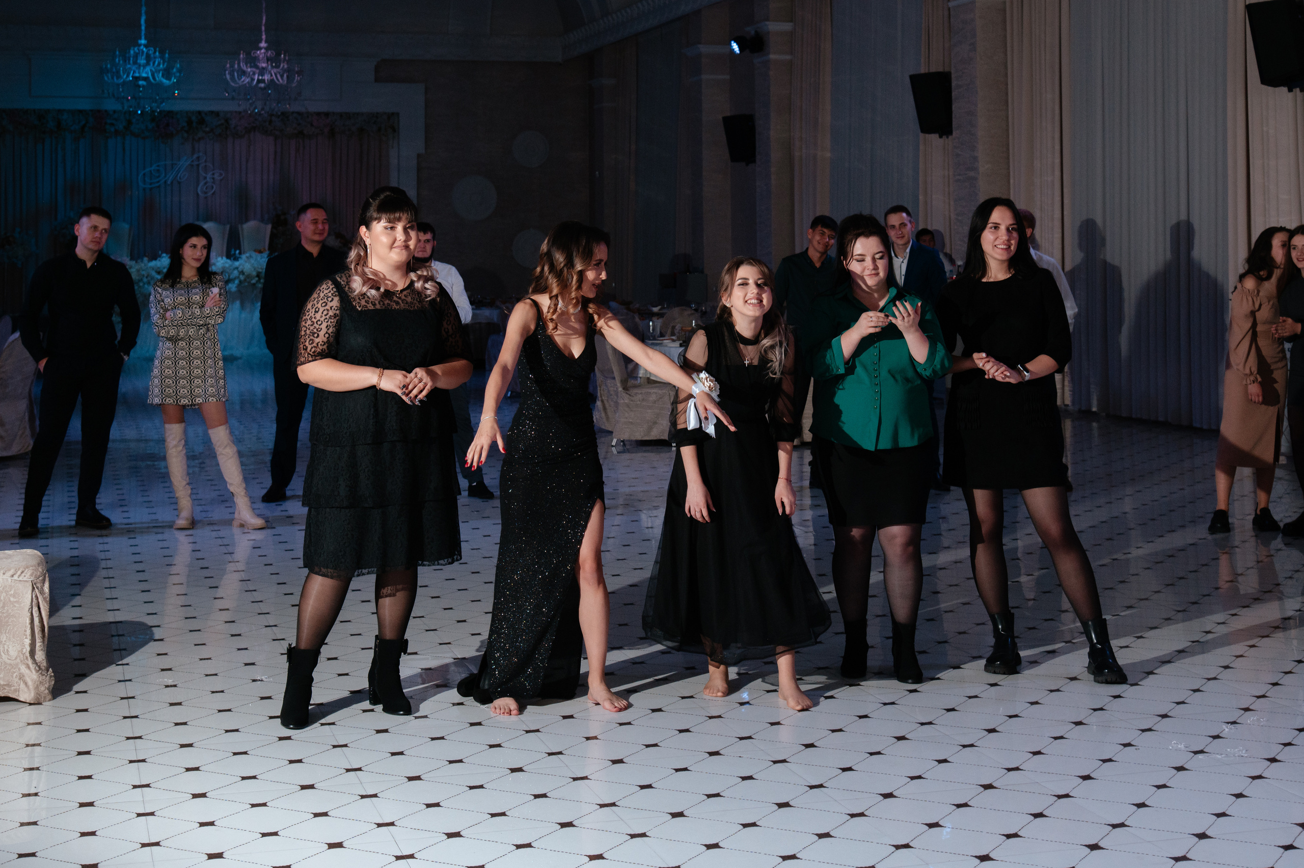 Эльвира и Матвей — свадьба в Караганде. Свадебный фотограф Караганда