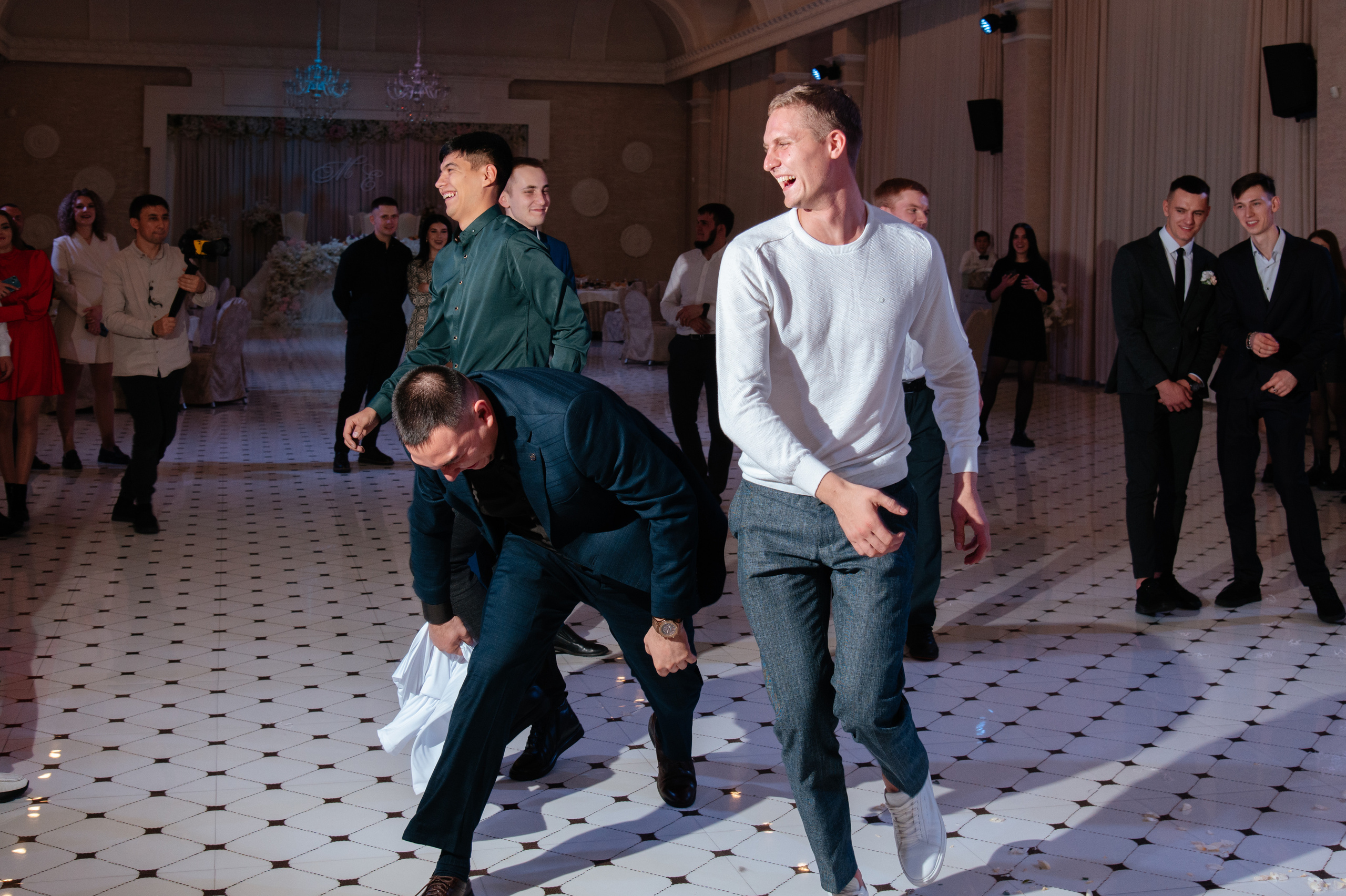 Эльвира и Матвей — свадьба в Караганде. Свадебный фотограф Караганда