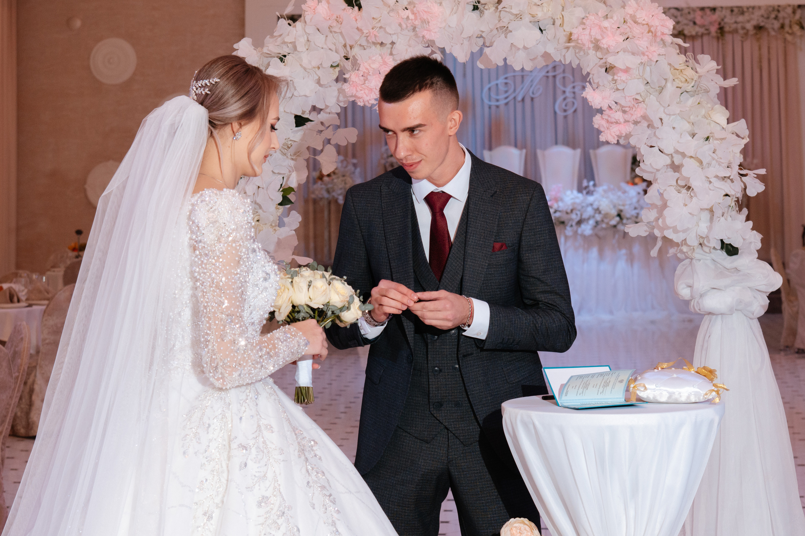 Эльвира и Матвей — свадьба в Караганде. Свадебный фотограф Караганда