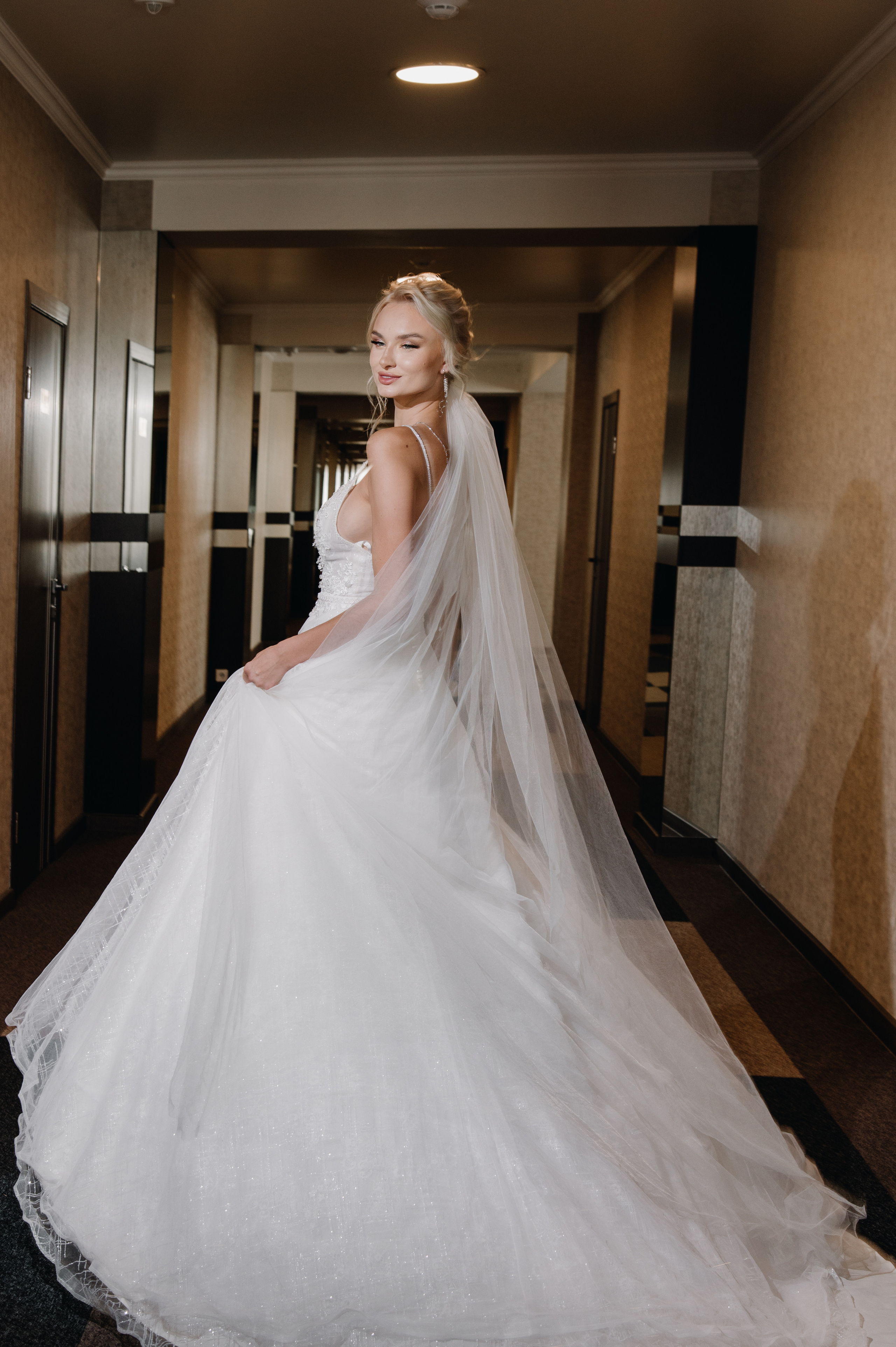 Утро невесты Валентины в Караганде. Свадебный фотограф Караганда