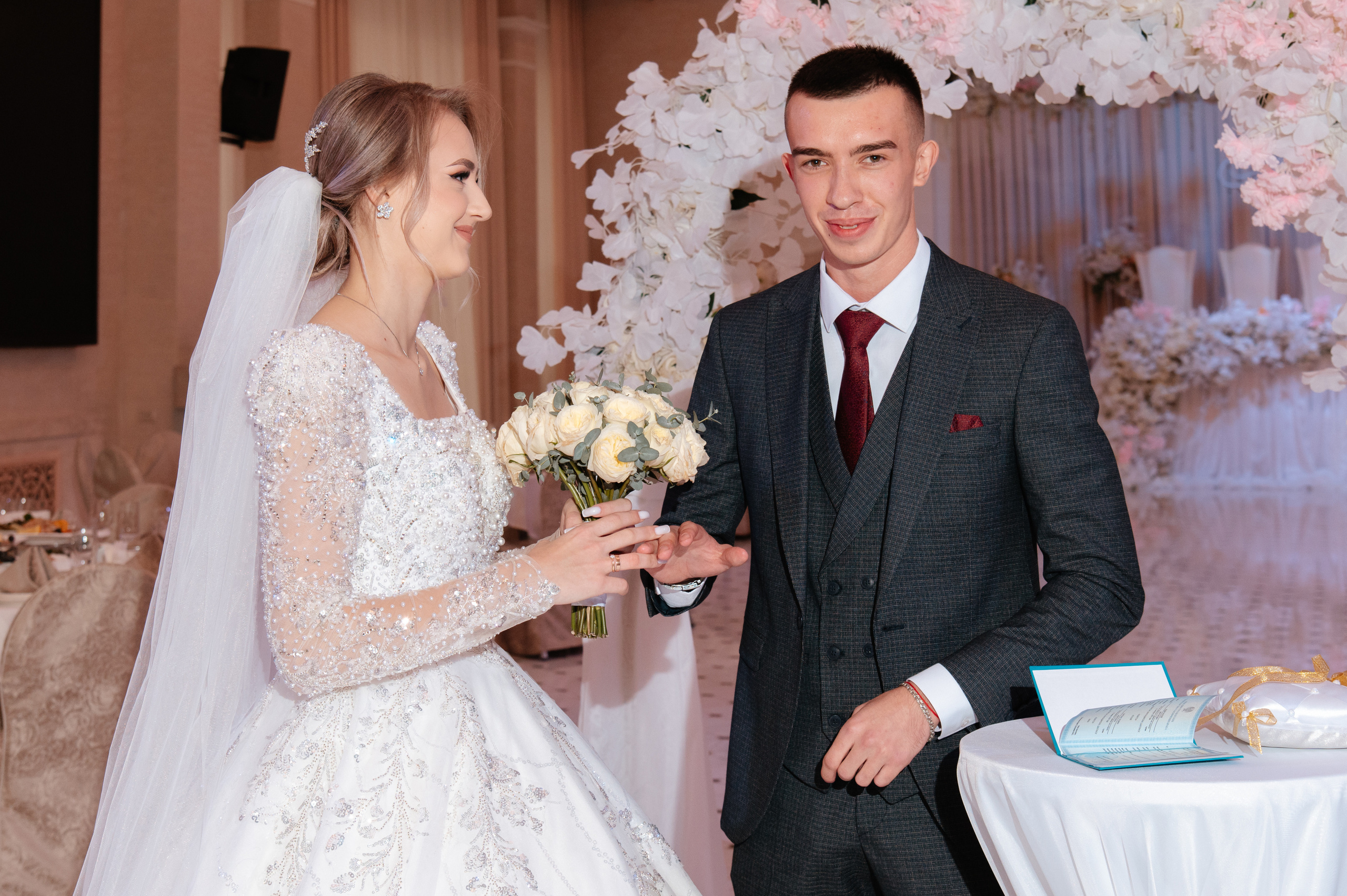 Эльвира и Матвей — свадьба в Караганде. Свадебный фотограф Караганда