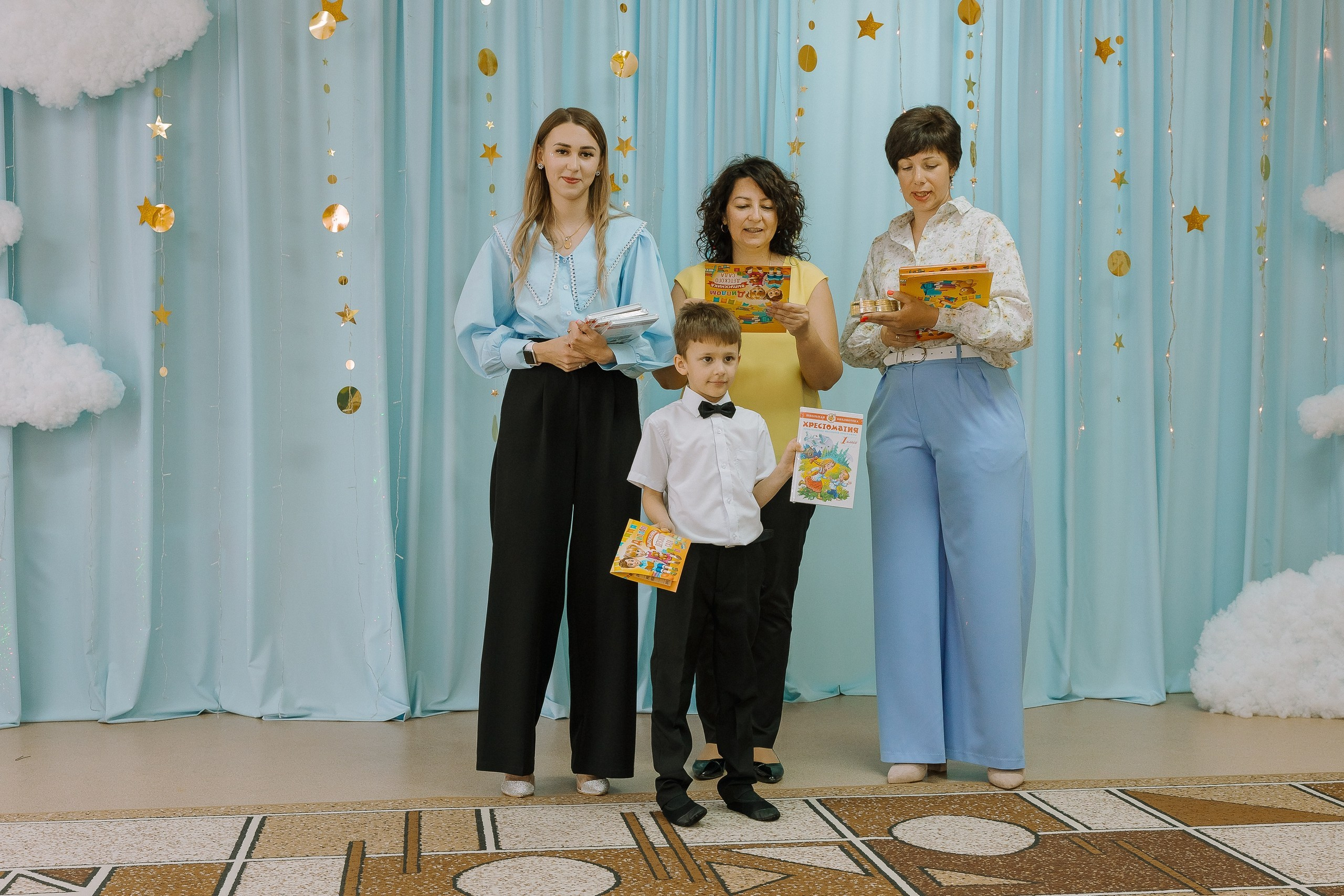 Выпускной в ДС -29. Выпускные альбомы Натальи Бутко: Новороссийск, Анапа, Геленджик