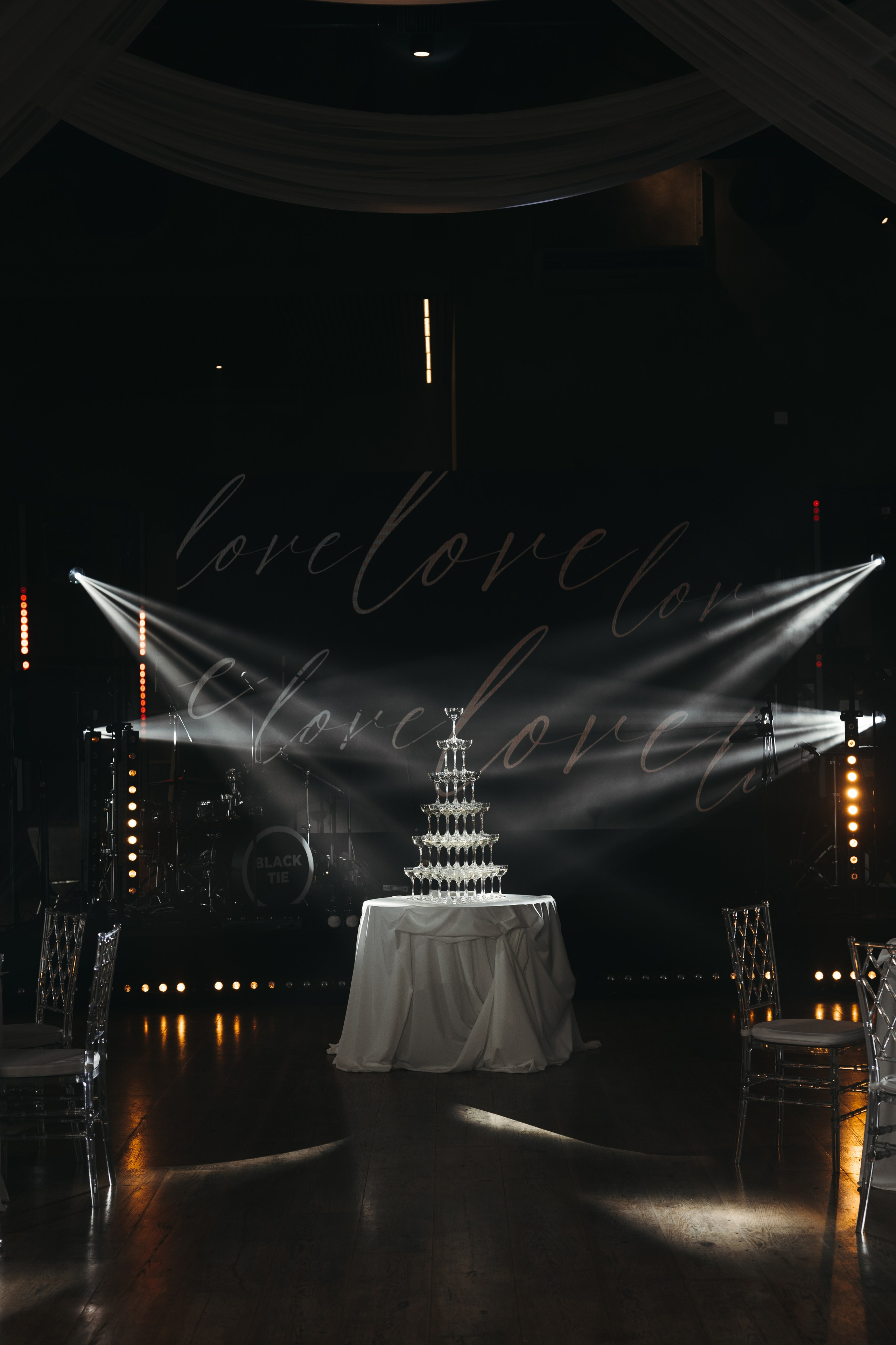 Свадебная съемка в Яхт-клубе SkyRiver, свадебная съемка в Яхт-клубе Скай Ривер. Свадебный фотограф Москва Анастасия Храмова