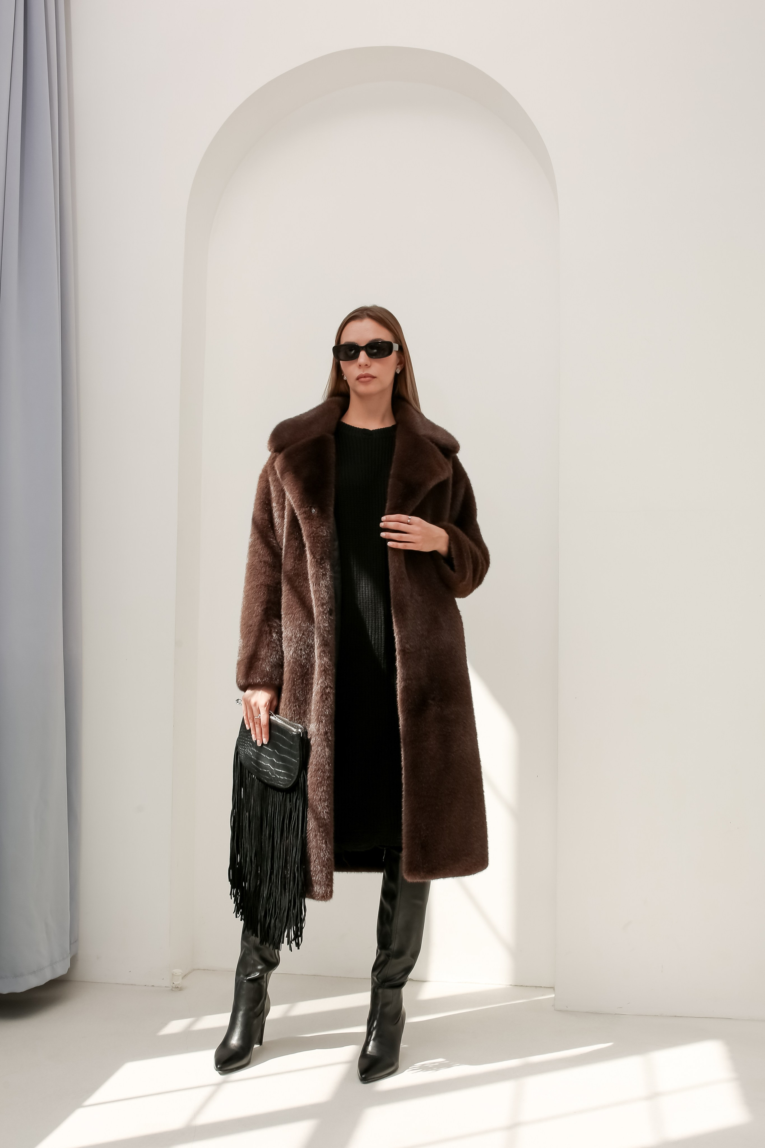 КАТАЛОГ ДЛЯ БРЕНДА ВЕРХНЕЙ ОДЕЖДЫ MISHKA. Бренд, контент фотограф в Волгограде Елена Даньшина