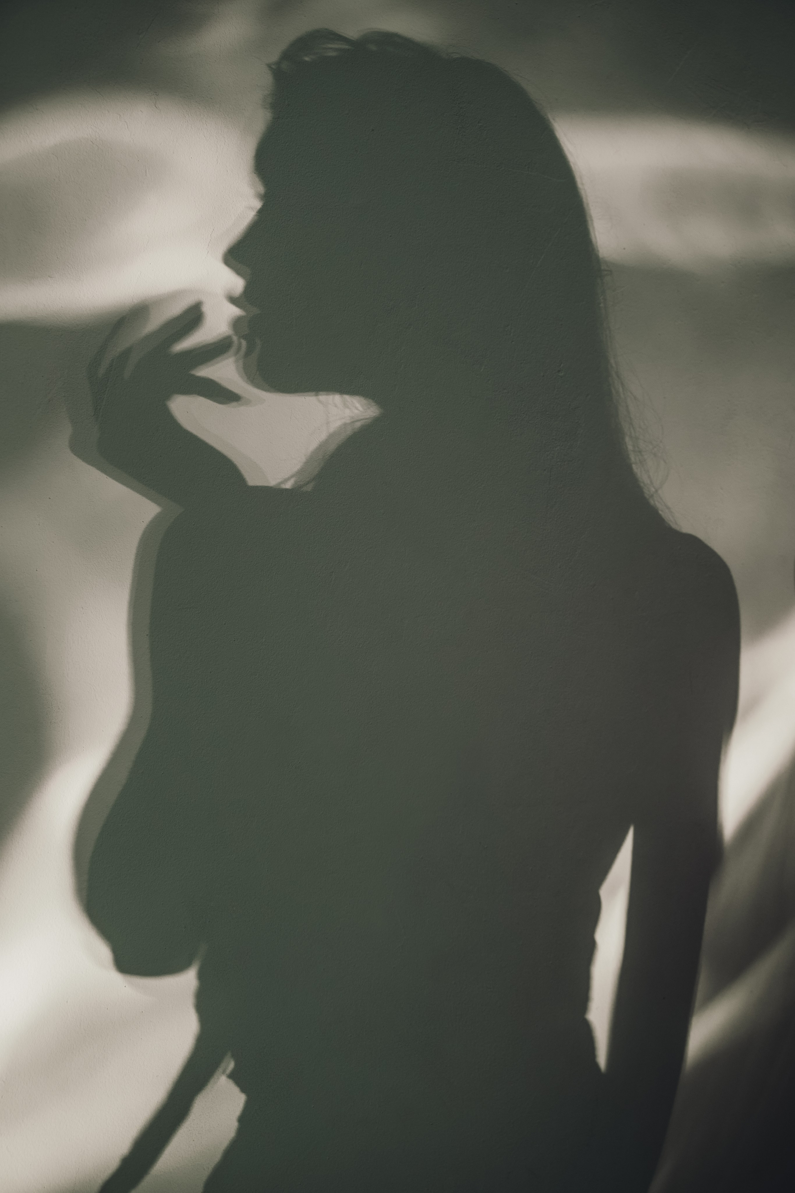 Съёмка с цветным освещением и гибкими зеркалами. Портретный фотограф в Санкт-Петербурге Дария Сыч