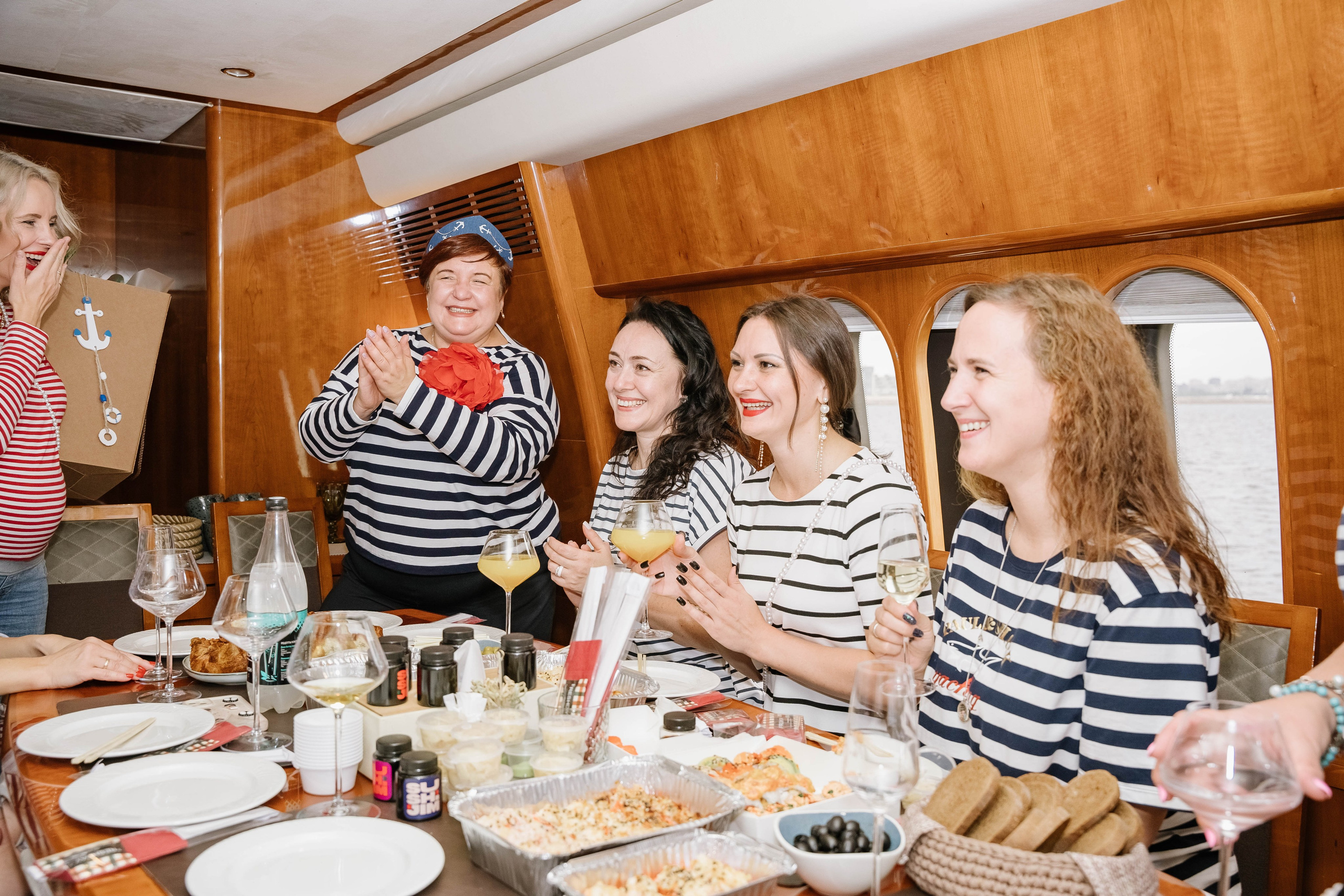 Прогулка по Неве