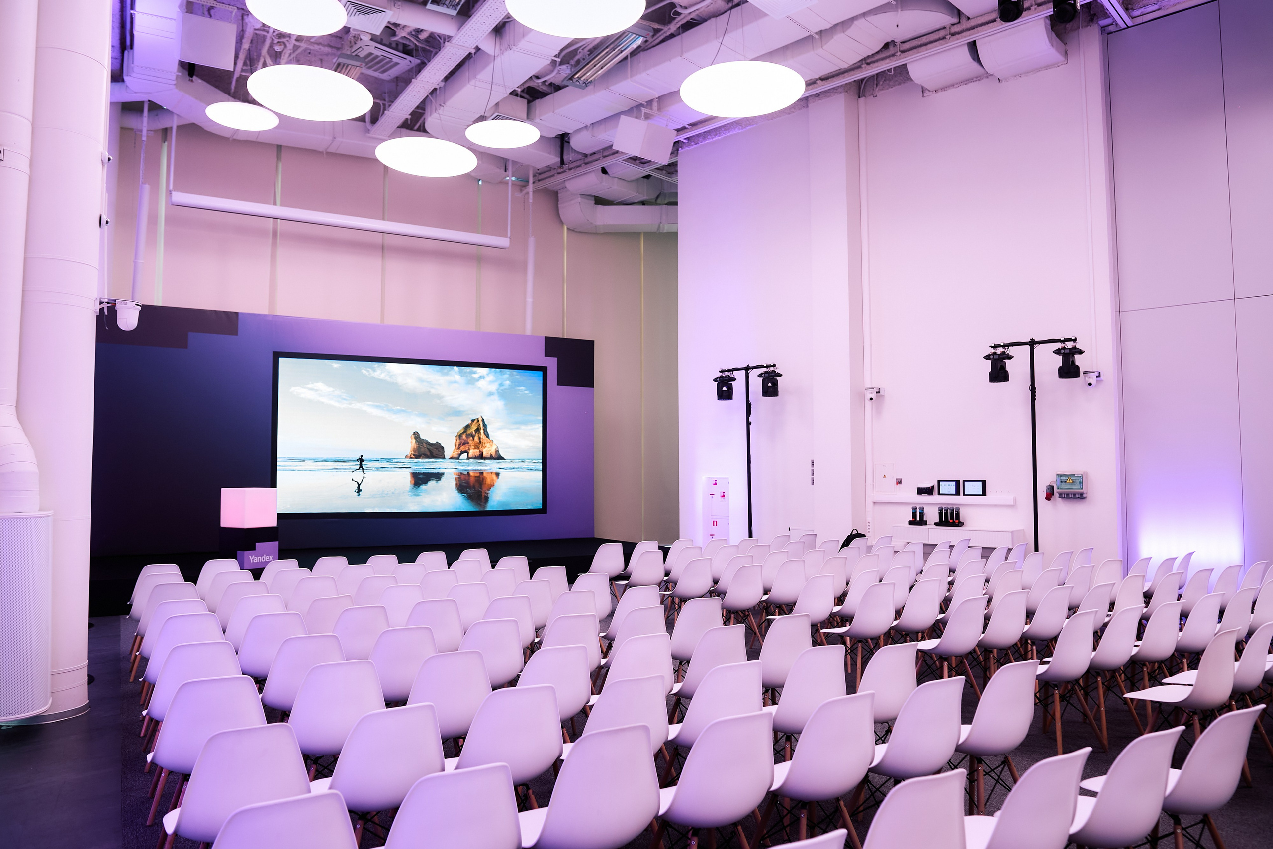 Interior Yandex Crowd. Максим Ерастов — Ивент-фотограф Москва