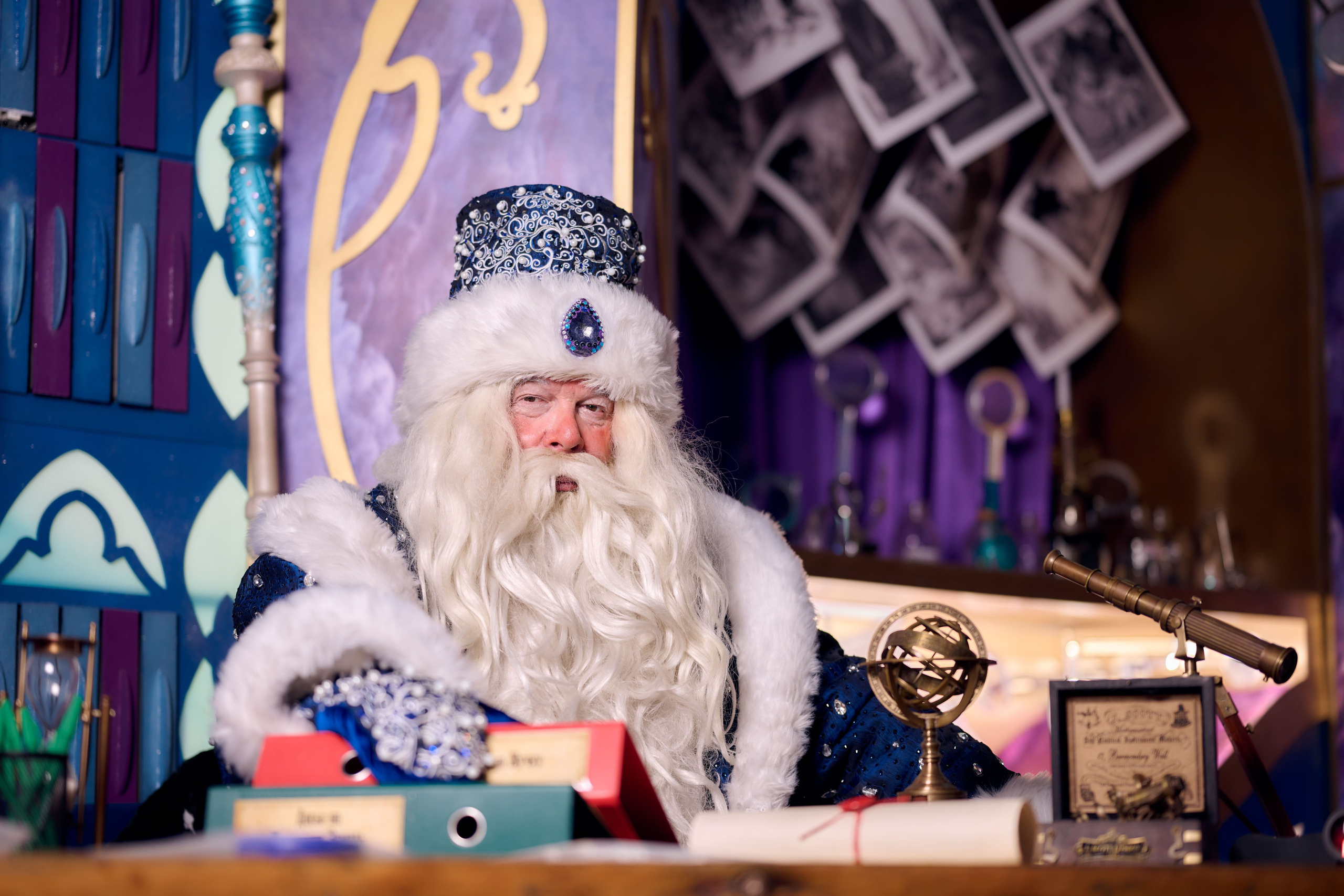 Дед Мороз в тереме почты. Никита Хохловский фото и видео продакшн