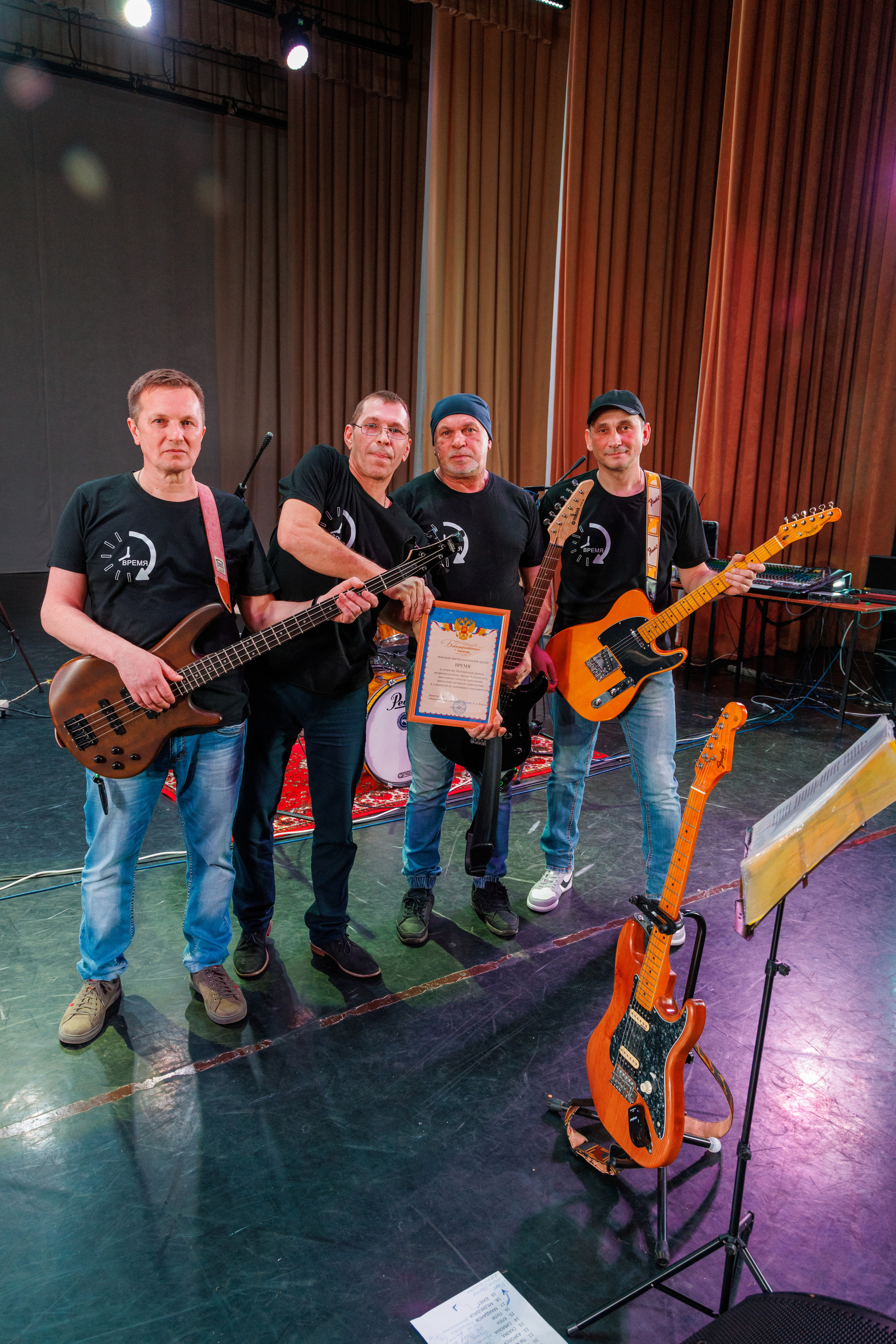 Концерт группы «Время». Фотограф Сергей Старых. Мценск