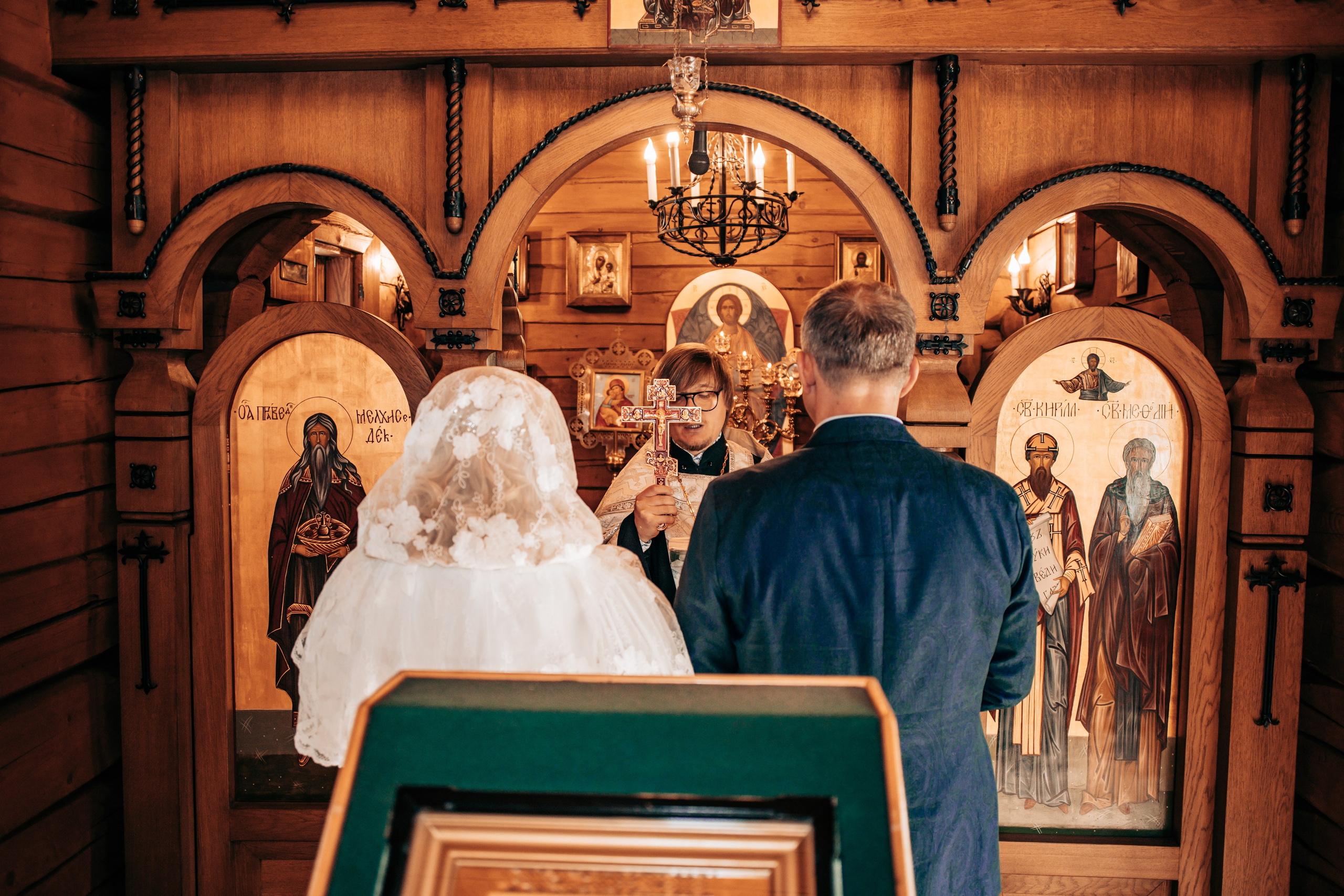 Таинства крещения и венчания. Свадебный и семейный фотограф и видеограф Александр в Москве и Московской Области