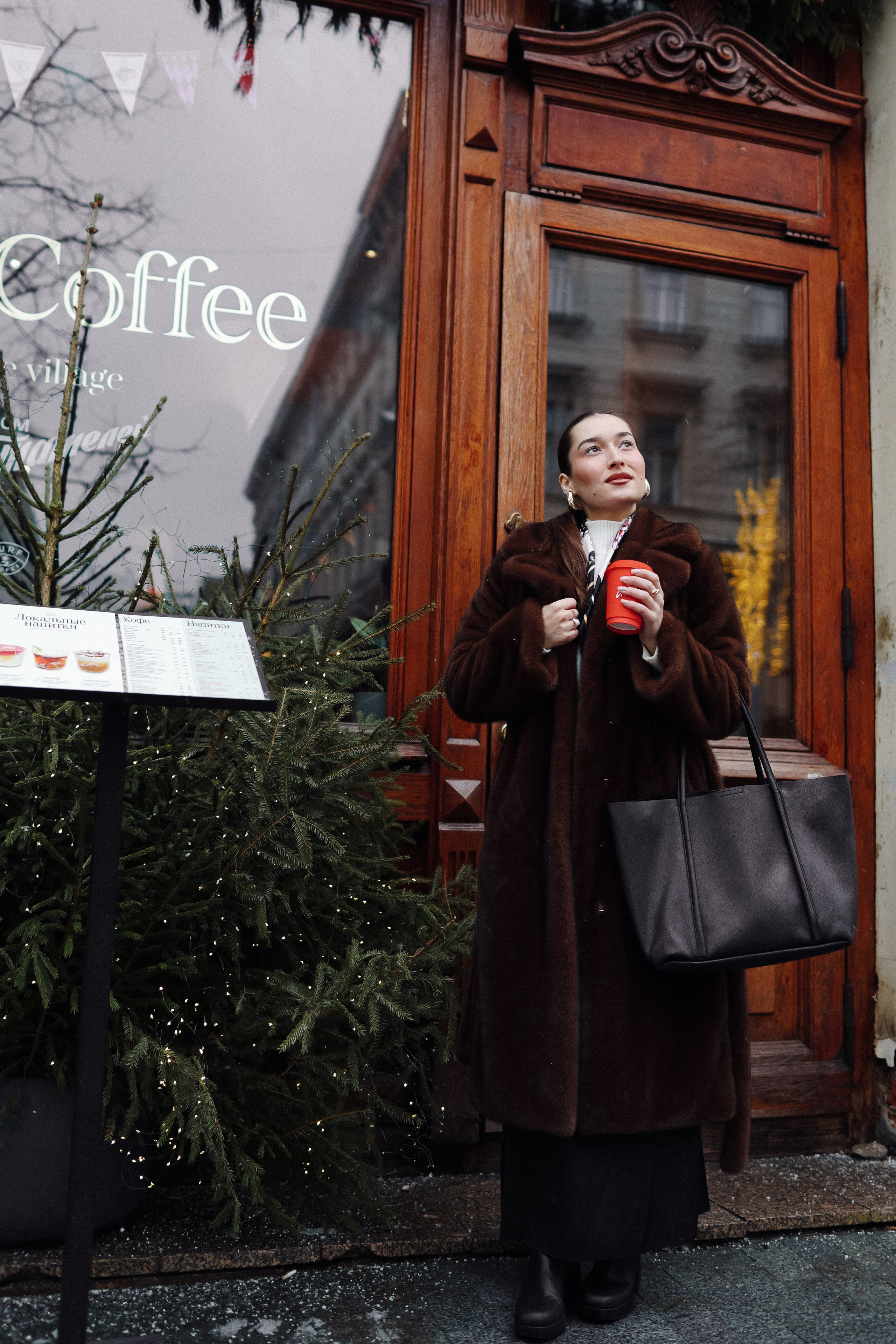 🎄 Новогодняя фотосессия в Москве 2025-2026: Цены, Локации и Пакеты. Женский фотограф в Москве Ксения Казакова